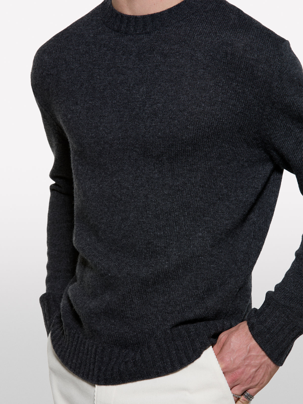 Maglia girocollo in misto lana - ucb_image_FY
