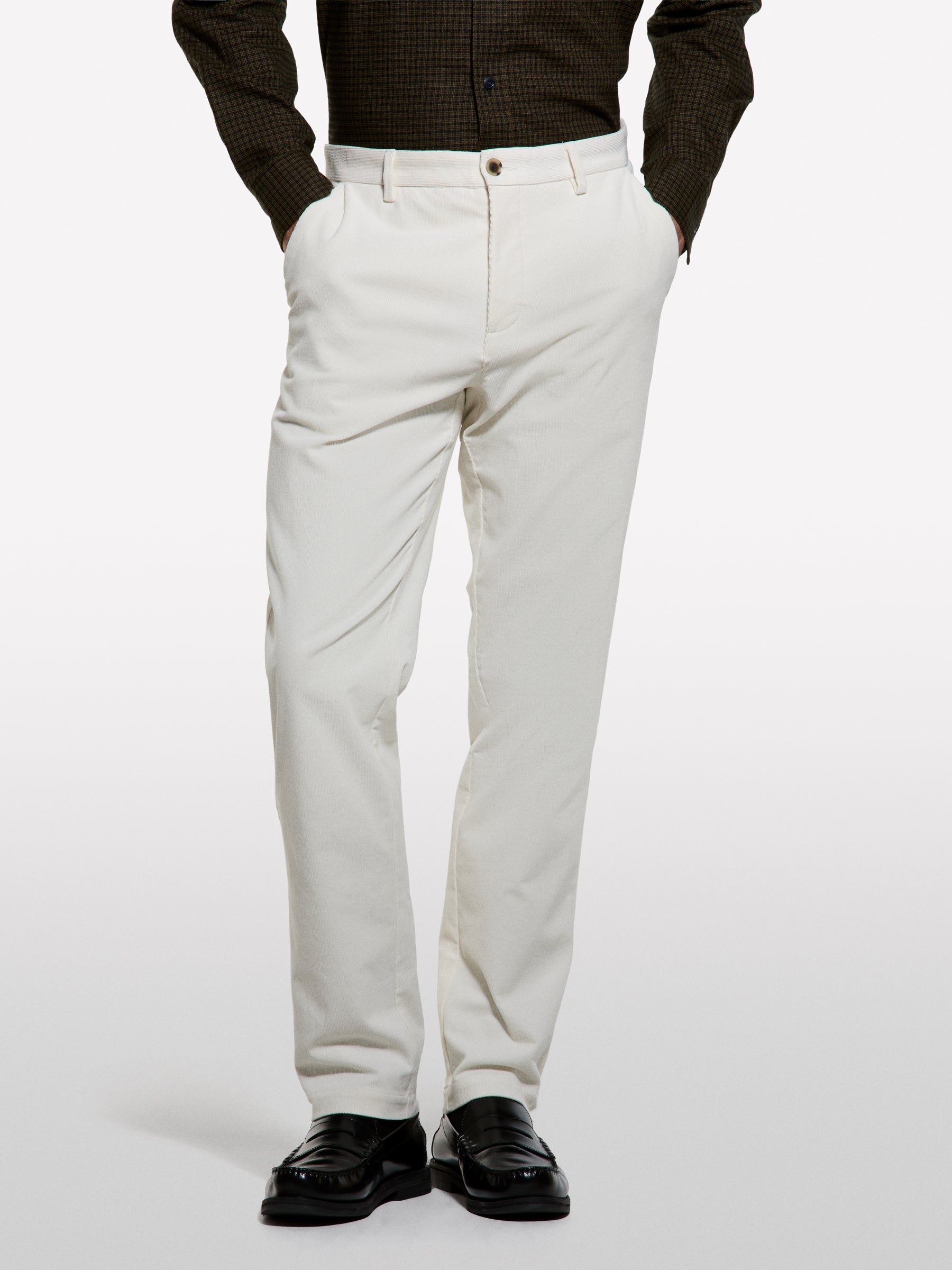 Chinos de veludo canelado - ucb_image_FY