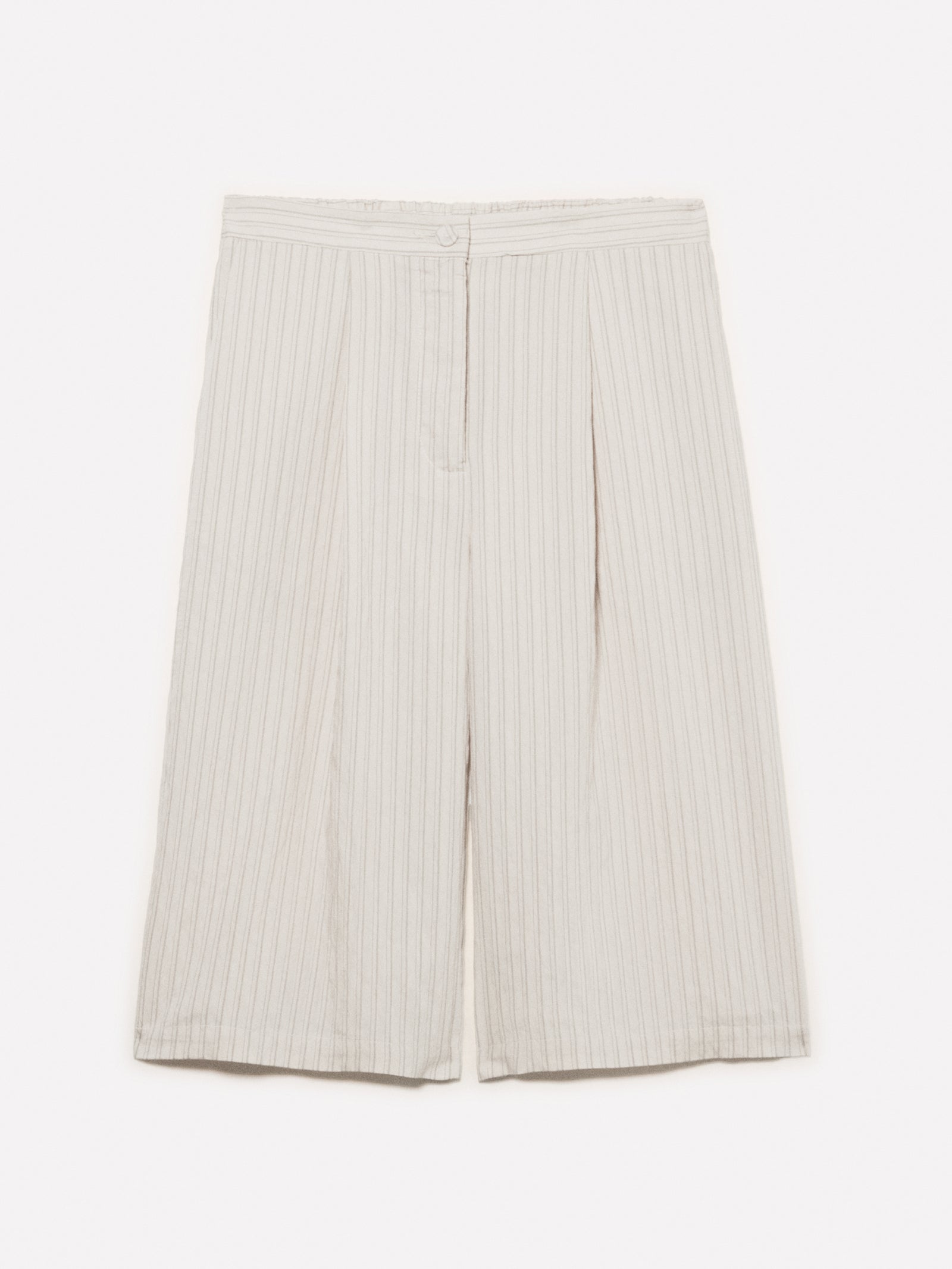 Bermudas branco nata riscadas - ucb_image_FS