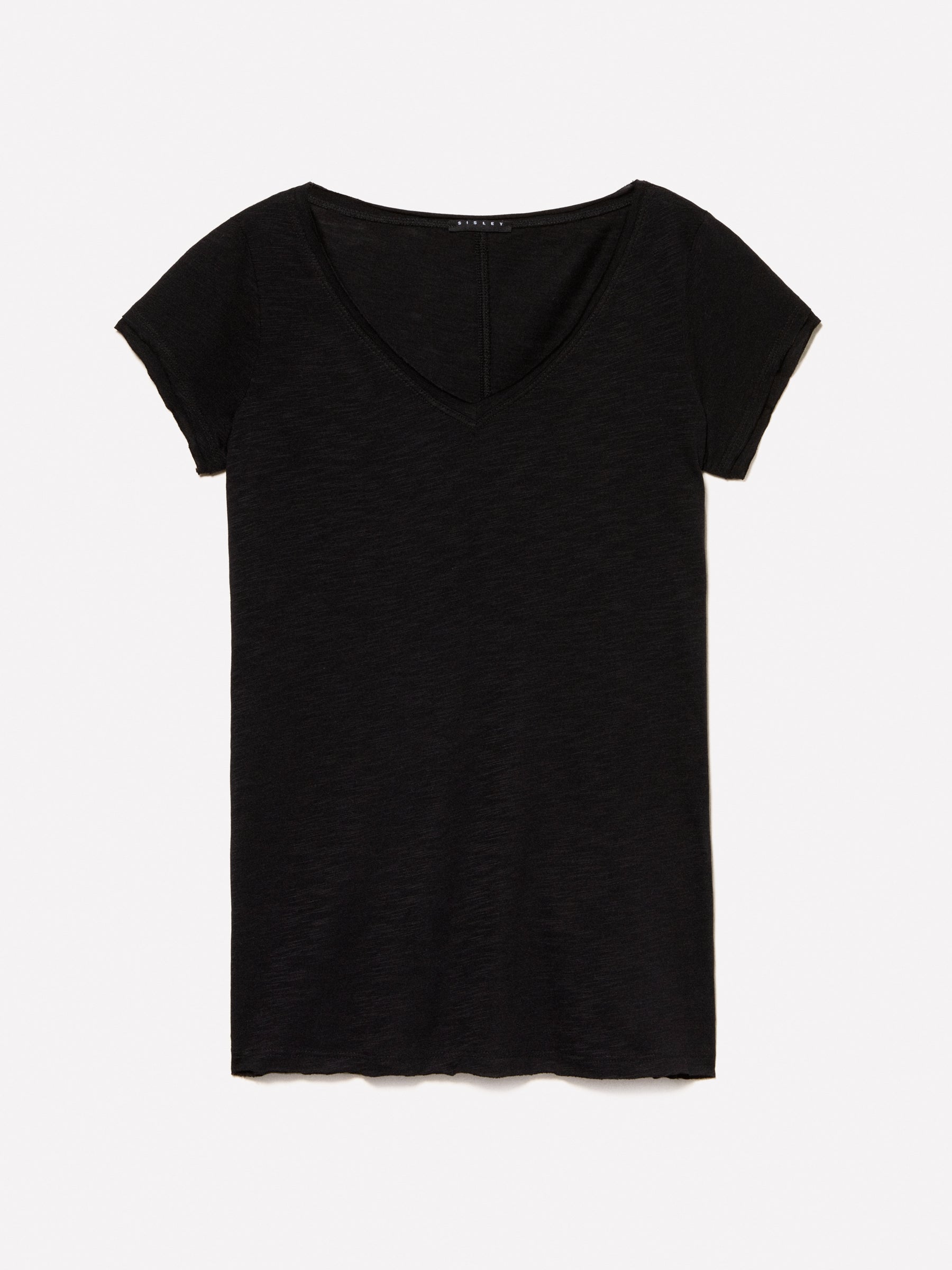 T-shirt preta decote em V com corte vivo - ucb_image_FS