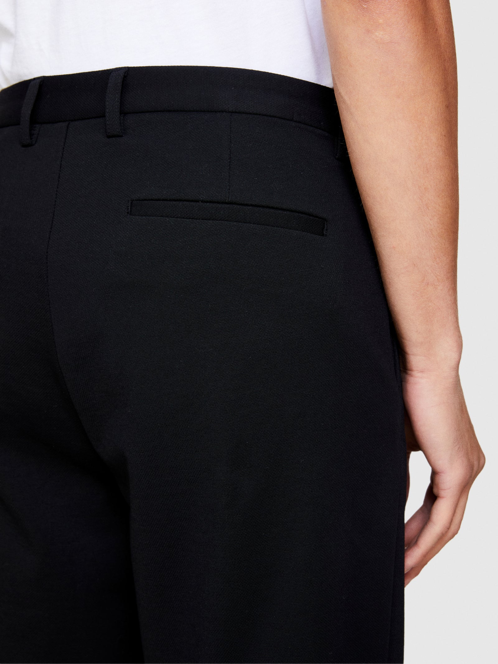 Calças tapered fit - ucb_image_FY