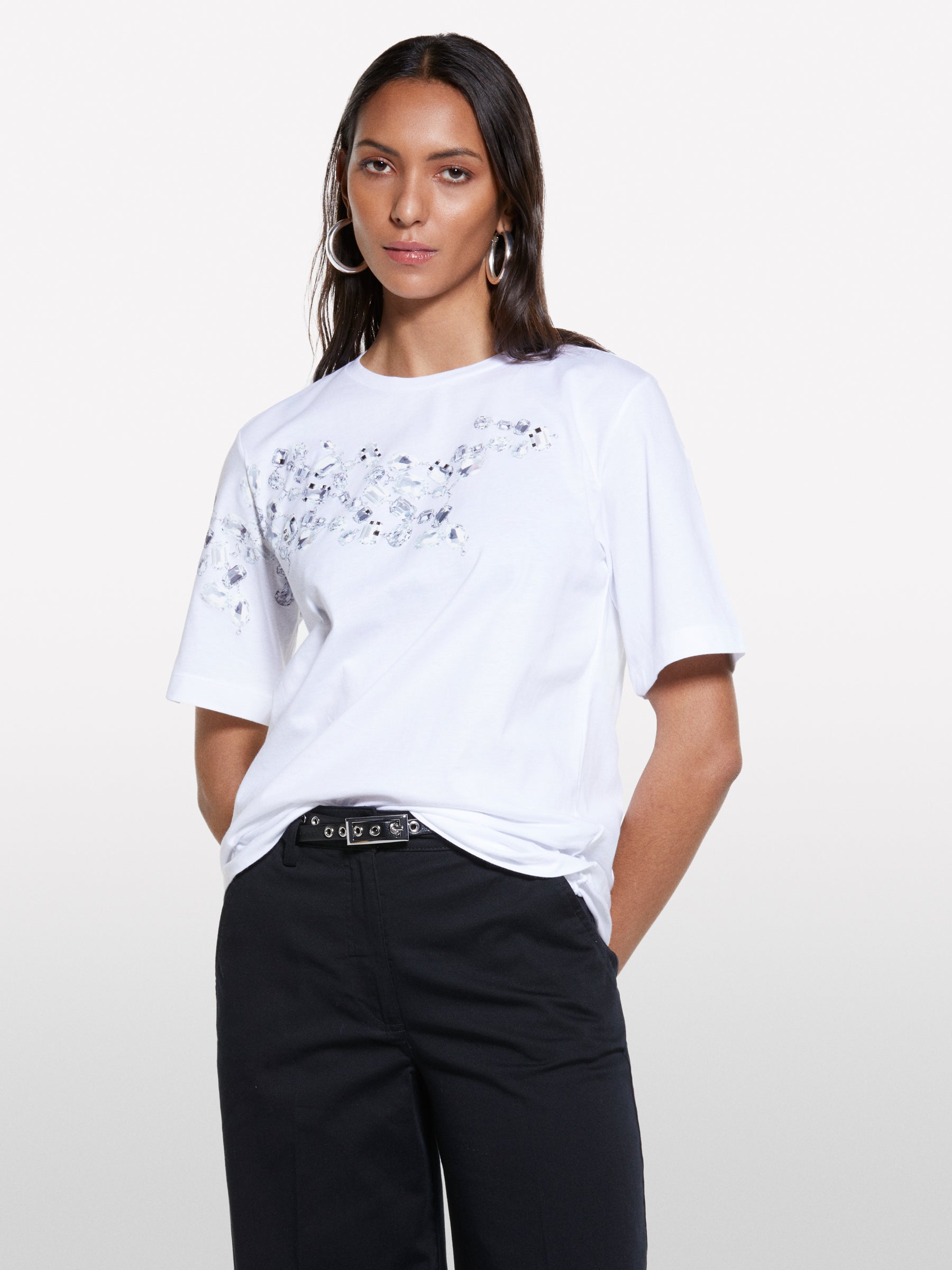 T-shirt branca com estampa - ucb_image_FY