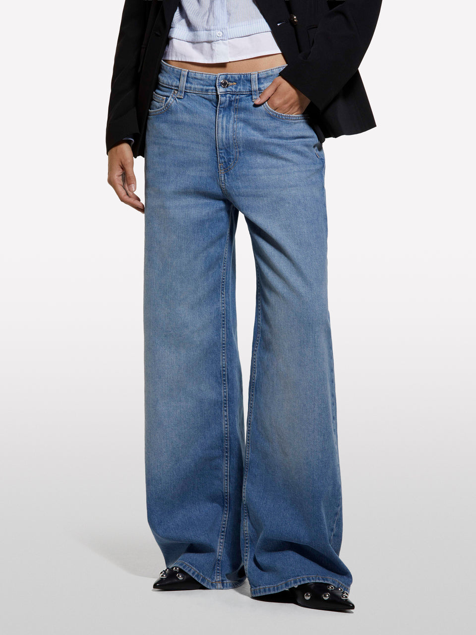 Calça jeans modelo 72 com modelagem ampla - ucb_image_FY