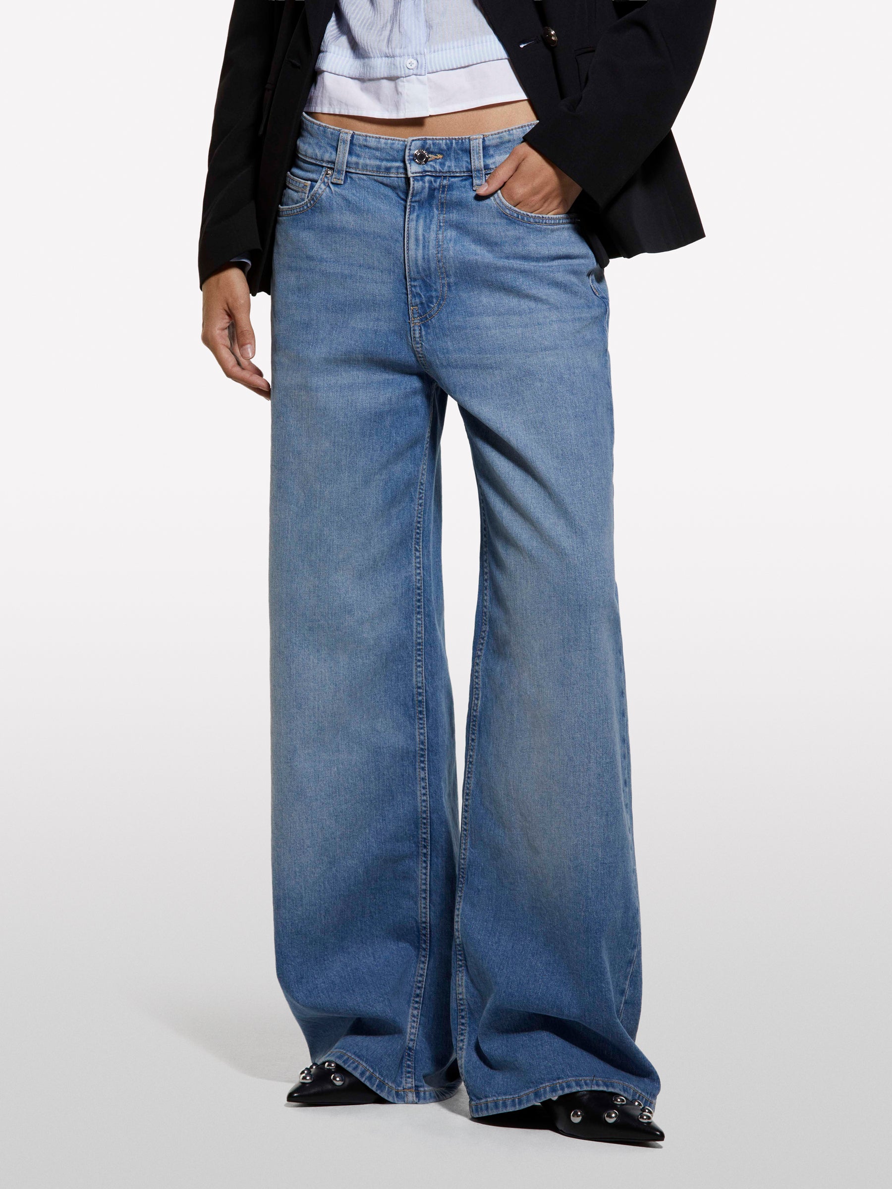 Calça jeans modelo 72 com modelagem ampla - ucb_image_FY