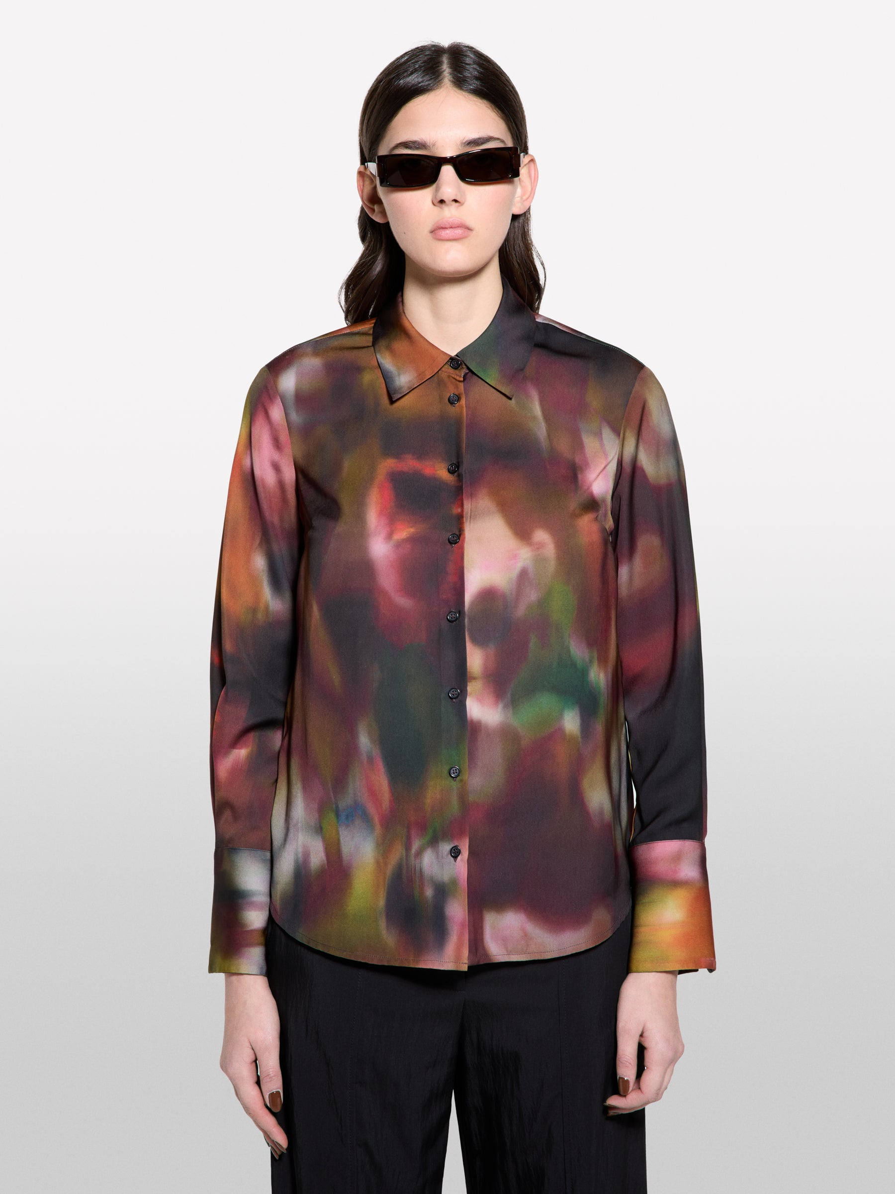 Camisa em cetim estampado - ucb_image_FY