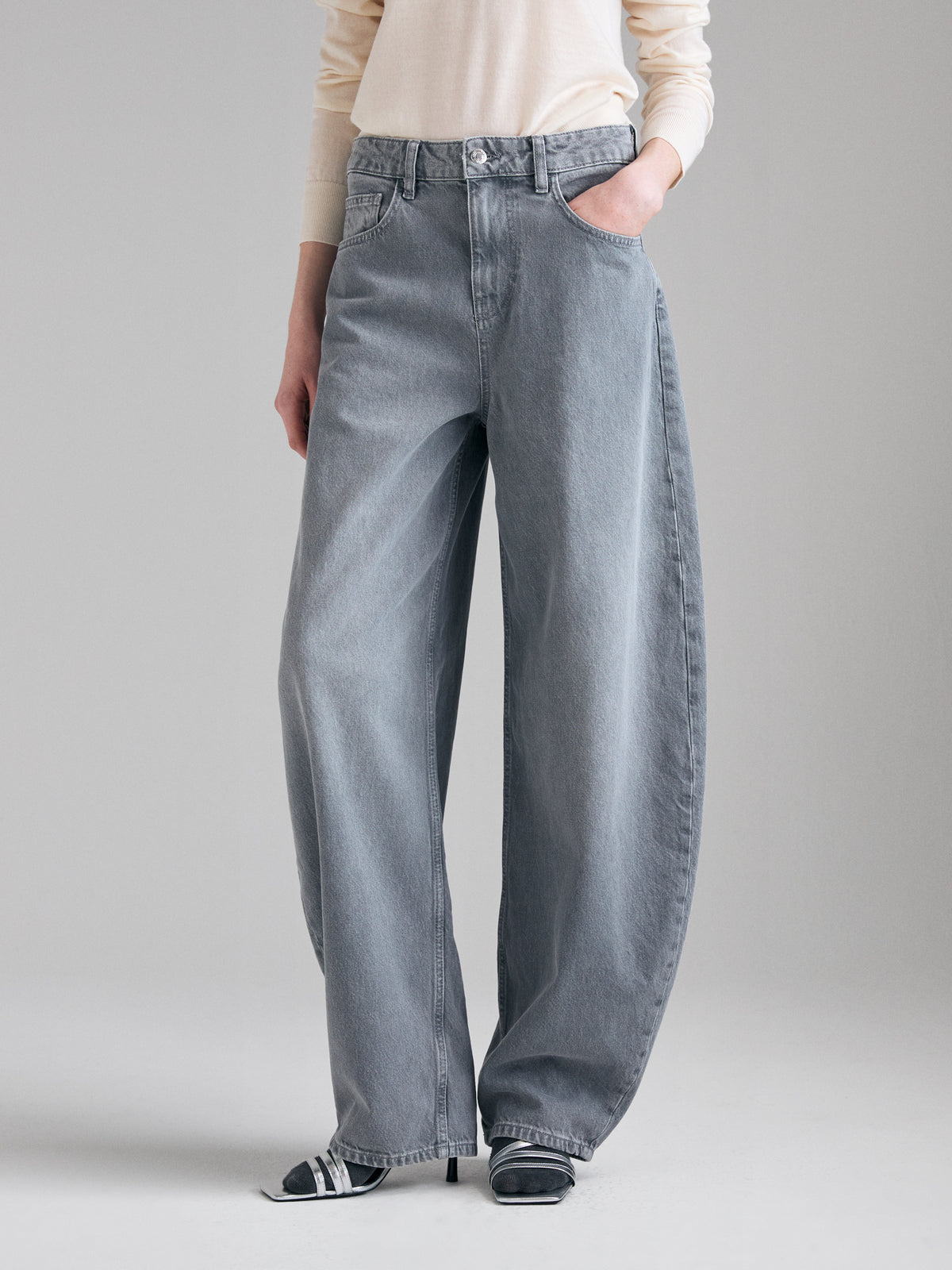Jeans barrel fit a vita alta - ucb_image_FY
