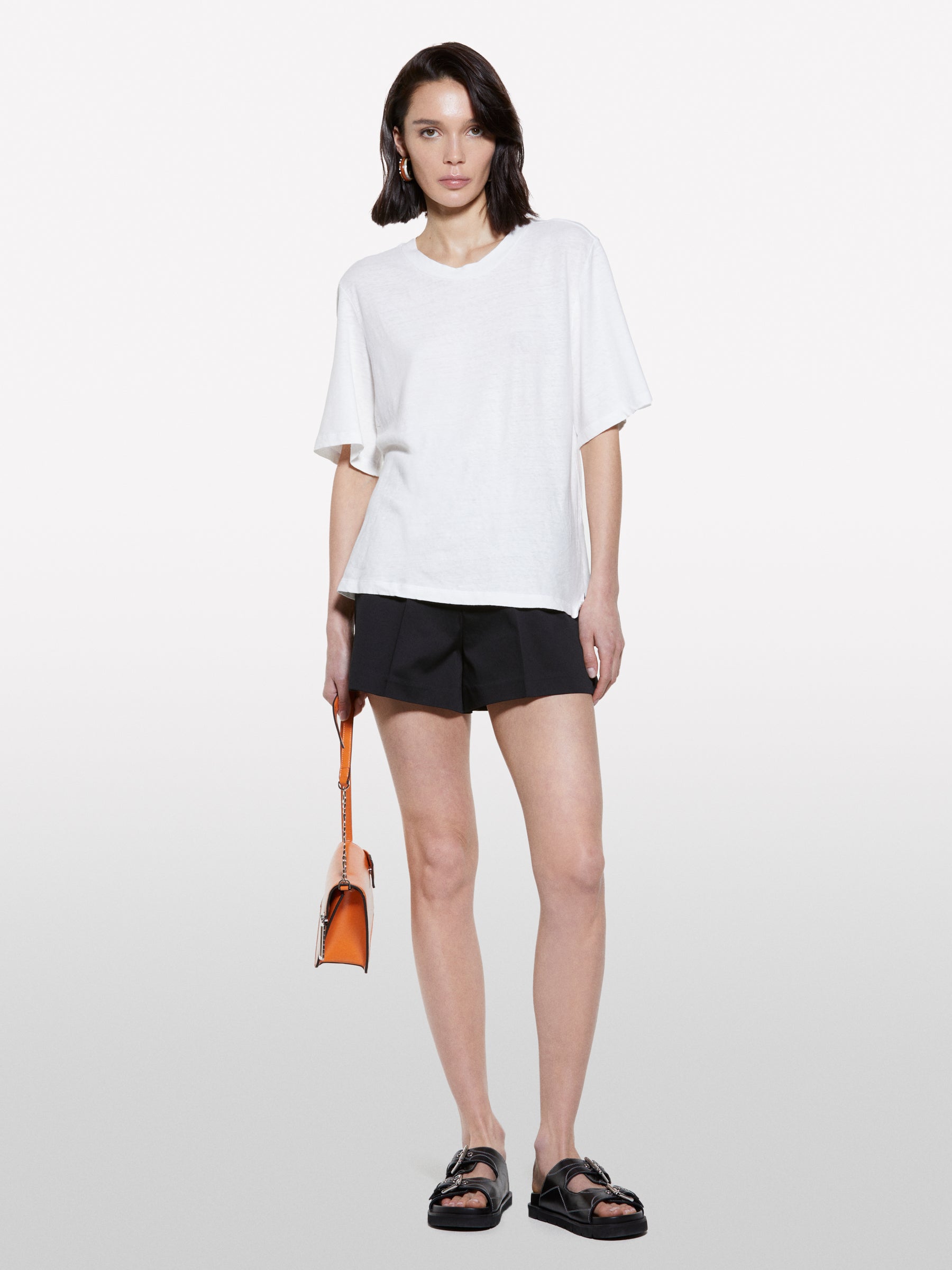 T-shirt cropped branca - ucb_image_F