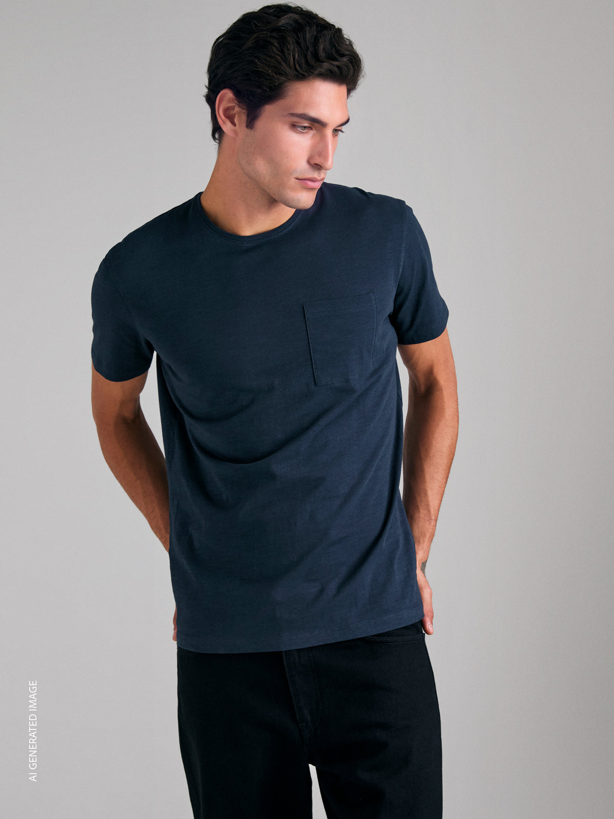 T-shirt com bolso pequeno - ucb_image_FY