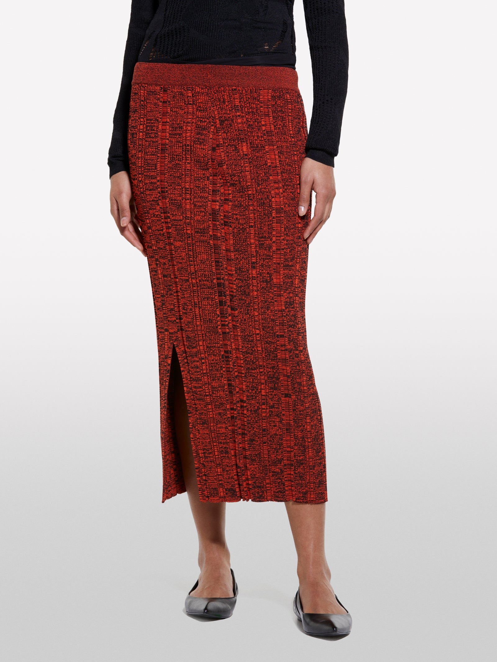 Red knit skirt
