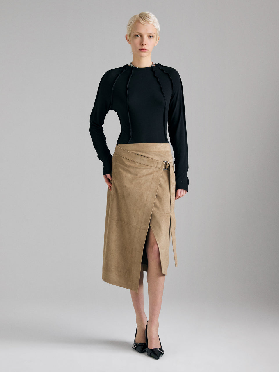 T-shirt moldada - ucb_image_F