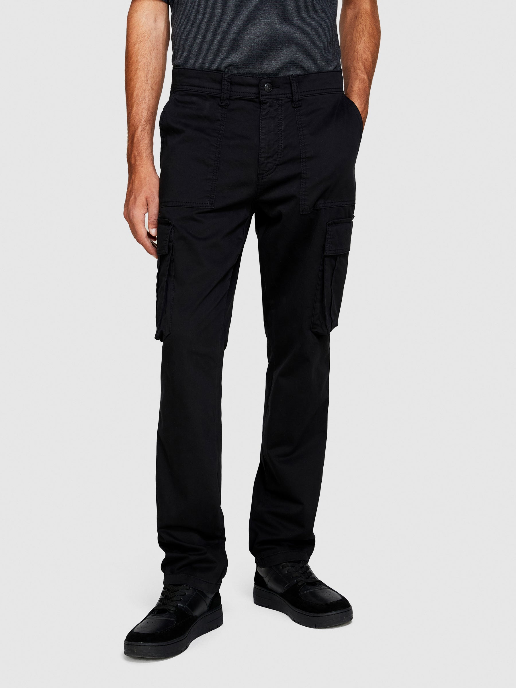 Cargo relaxed fit - ucb_image_FY