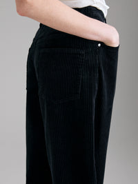 Pantaloni barrel fit in velluto a costine - ucb_image_FY