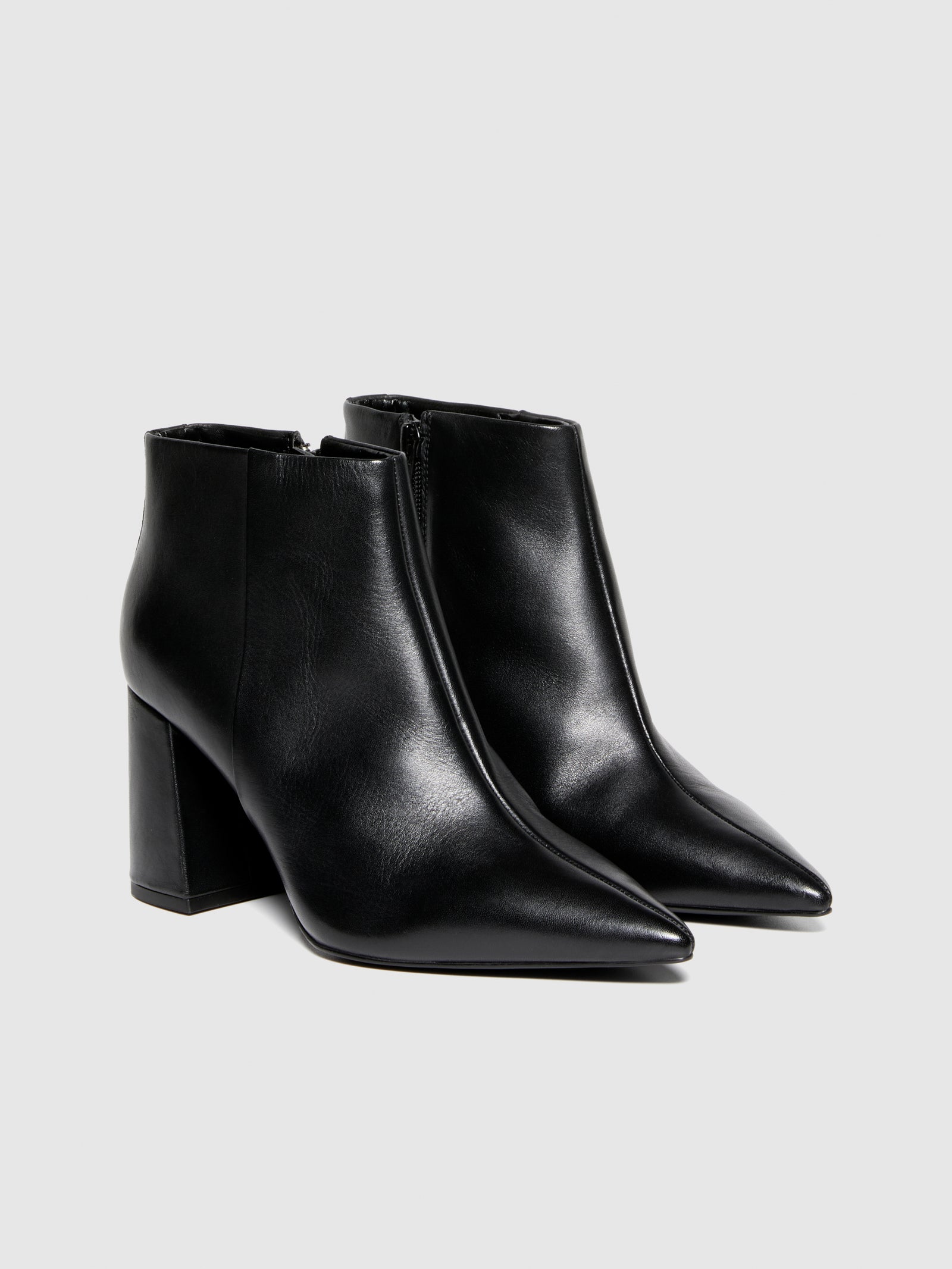 Botins em pele - ucb_image_FS