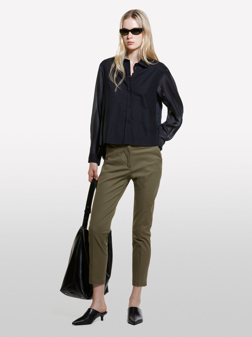 TROUSERS &Gamma;&upsilon;&nu;&alpha;&iota;&kappa;&epsilon;ί&alpha; image number null