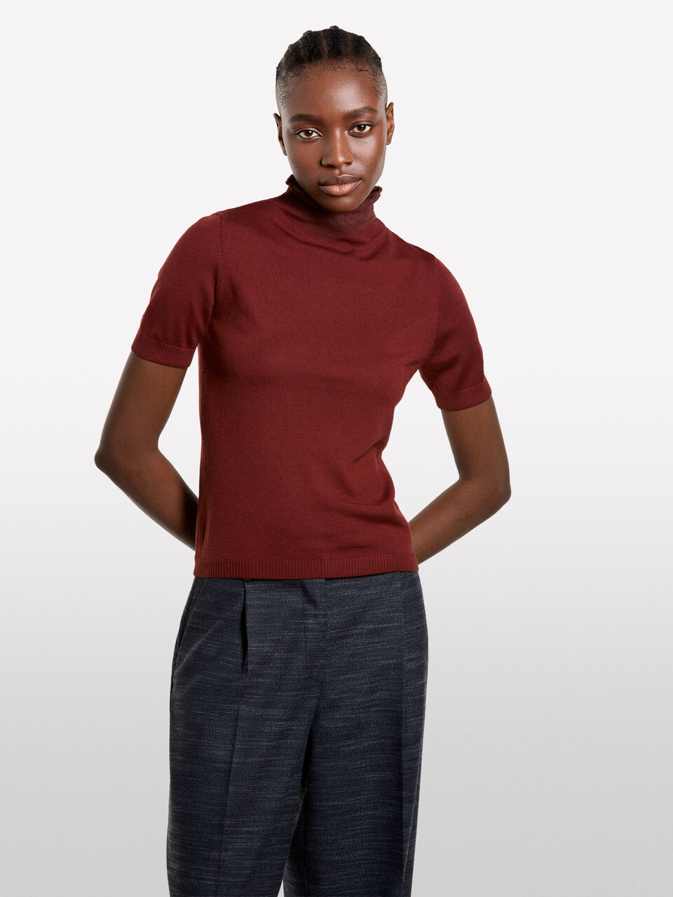 SWEATER &Gamma;&upsilon;&nu;&alpha;&iota;&kappa;&epsilon;ί&alpha; image number null