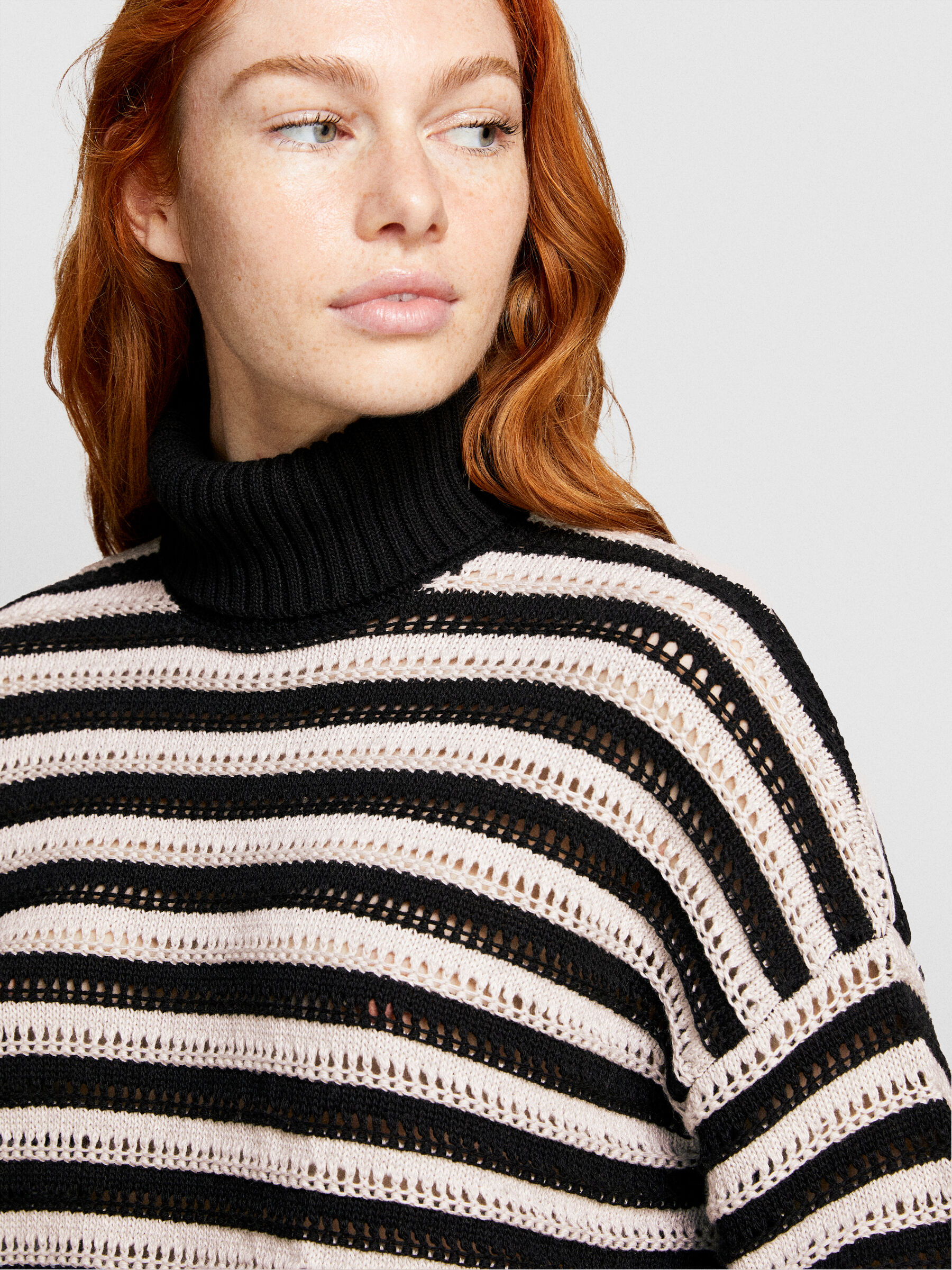 TURTLE NECK SWEATER &Gamma;&upsilon;&nu;&alpha;&iota;&kappa;&epsilon;ί&alpha; image number null