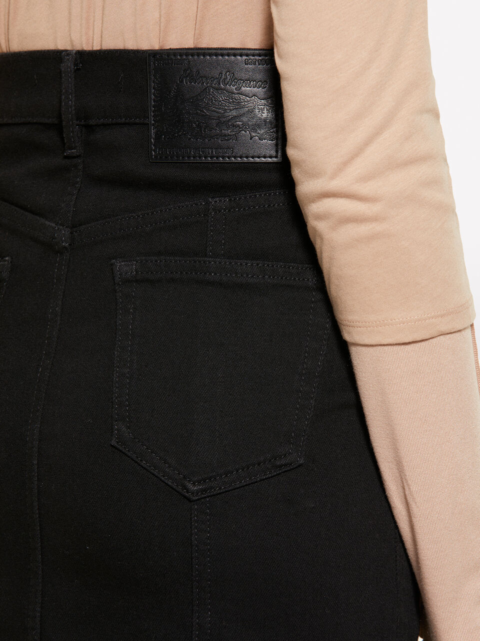 SKIRT &Gamma;&upsilon;&nu;&alpha;&iota;&kappa;&epsilon;ί&alpha; image number null