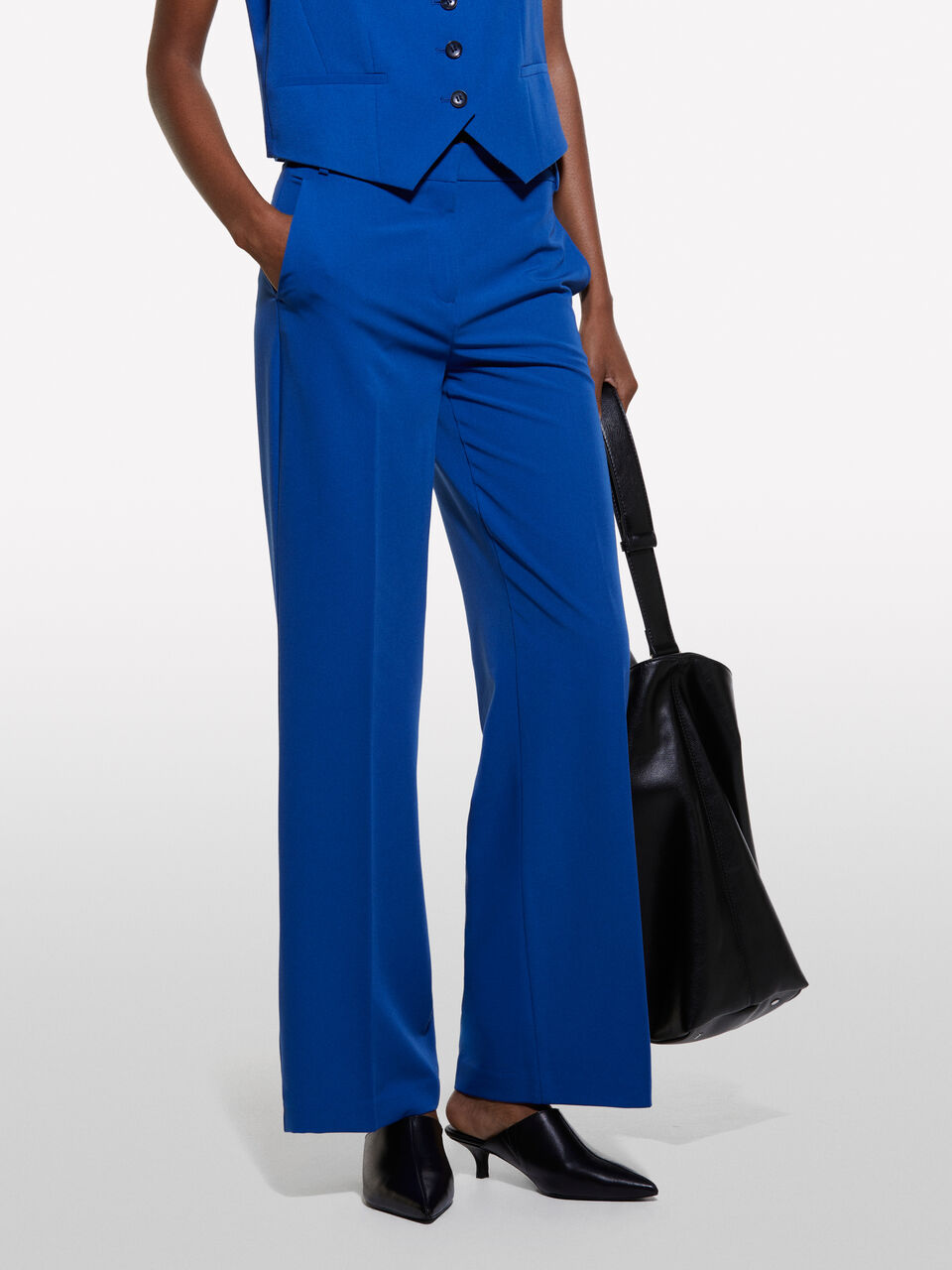 TROUSERS &Gamma;&upsilon;&nu;&alpha;&iota;&kappa;&epsilon;ί&alpha; image number null