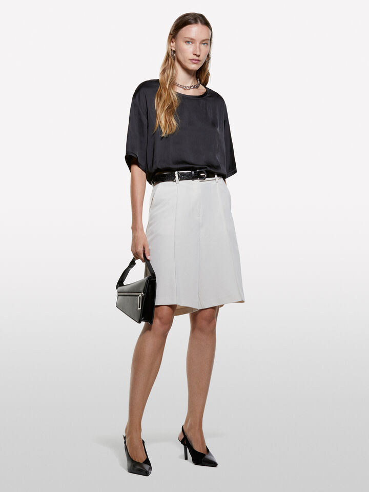 BLOUSE &Gamma;&upsilon;&nu;&alpha;&iota;&kappa;&epsilon;ί&alpha;