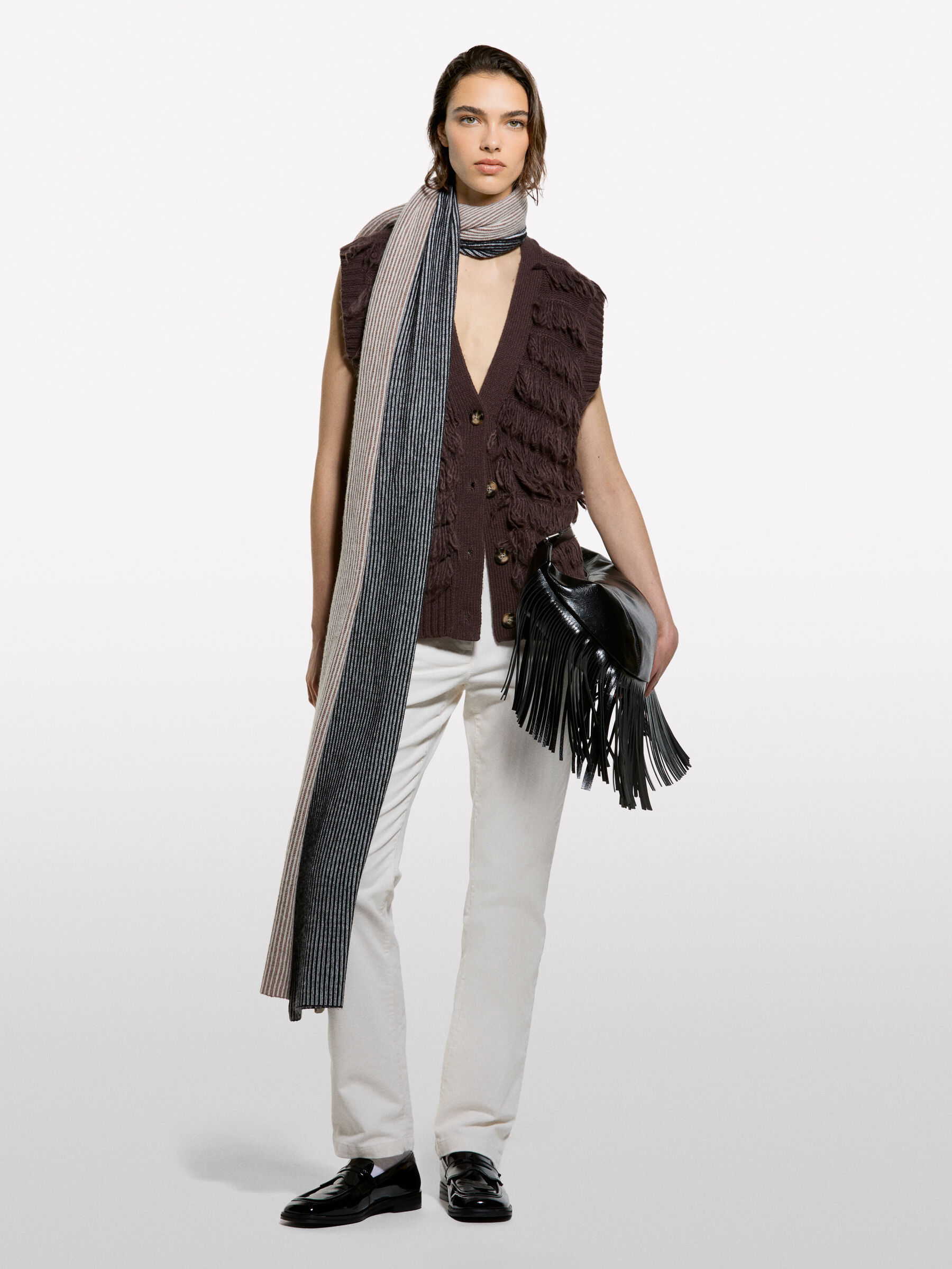 TROUSERS &Gamma;&upsilon;&nu;&alpha;&iota;&kappa;&epsilon;ί&alpha; image number null