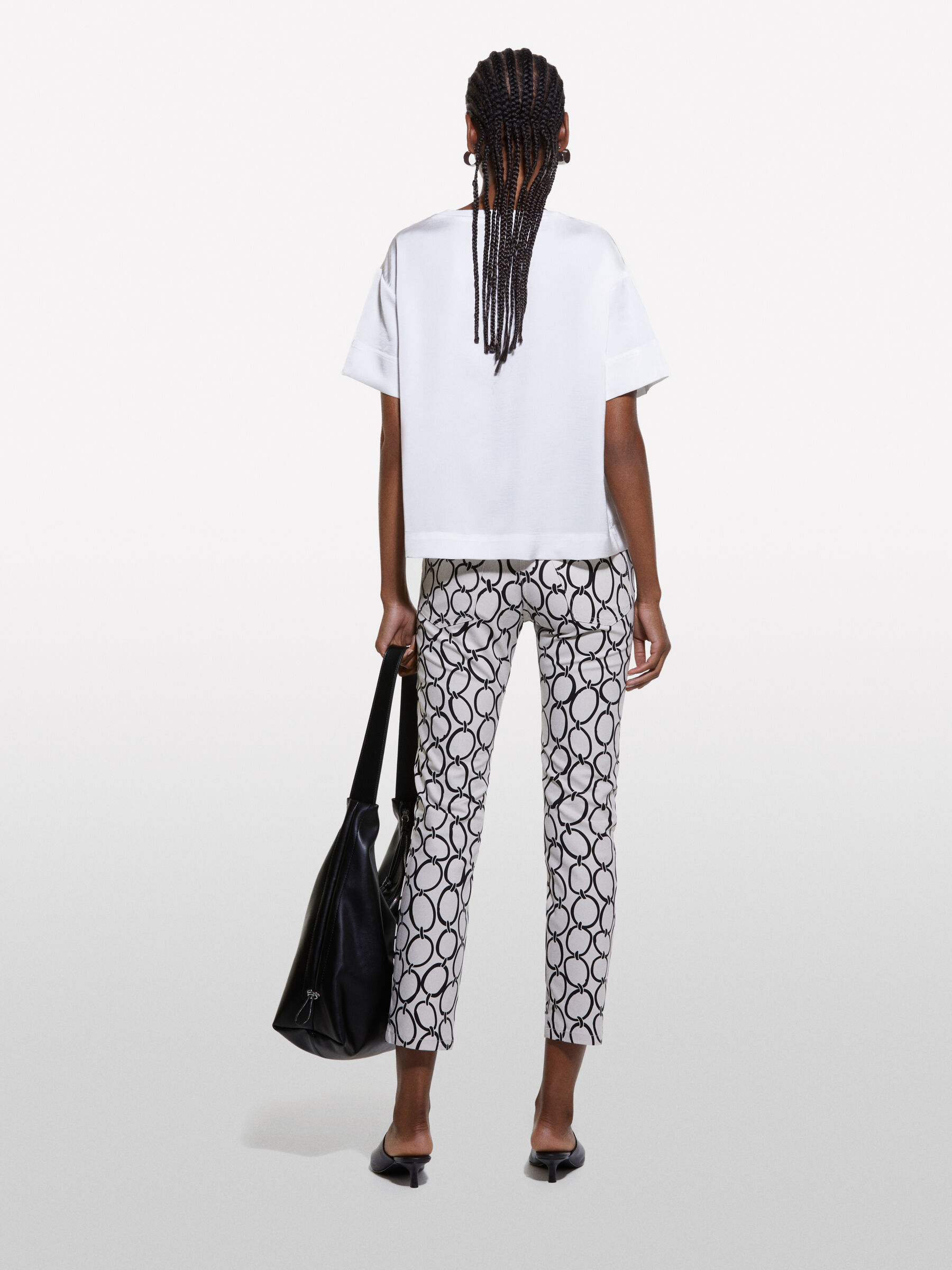 BLOUSE &Gamma;&upsilon;&nu;&alpha;&iota;&kappa;&epsilon;ί&alpha; image number null