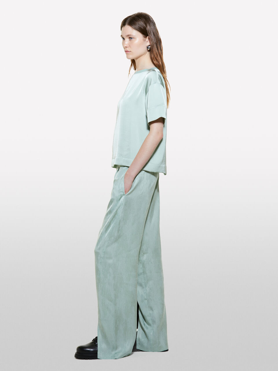 BLOUSE &Gamma;&upsilon;&nu;&alpha;&iota;&kappa;&epsilon;ί&alpha; image number null