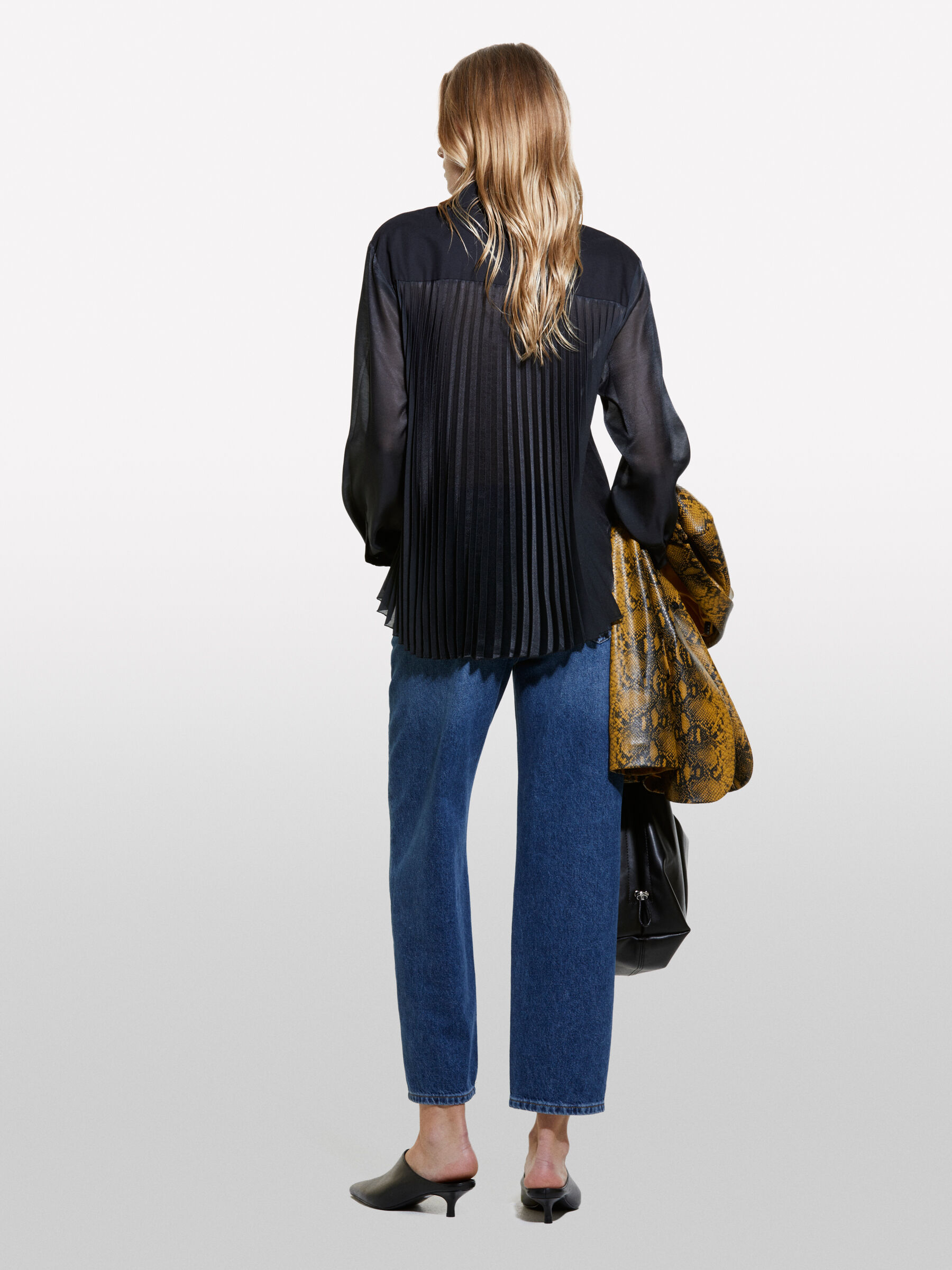 SHIRT &Gamma;&upsilon;&nu;&alpha;&iota;&kappa;&epsilon;ί&alpha; image number null