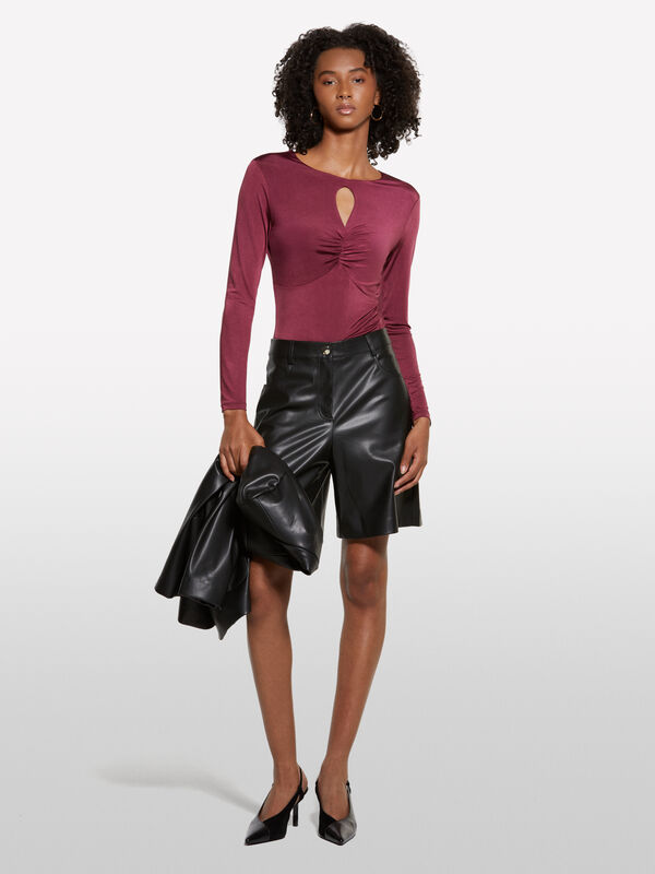 Black bermudas in imitation leather - παντελόνια σορτς γυναικεία | Sisley