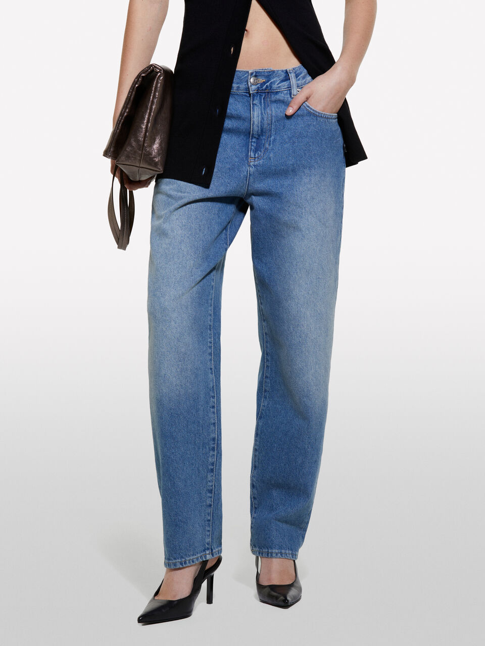 TROUSERS &Gamma;&upsilon;&nu;&alpha;&iota;&kappa;&epsilon;ί&alpha; image number null