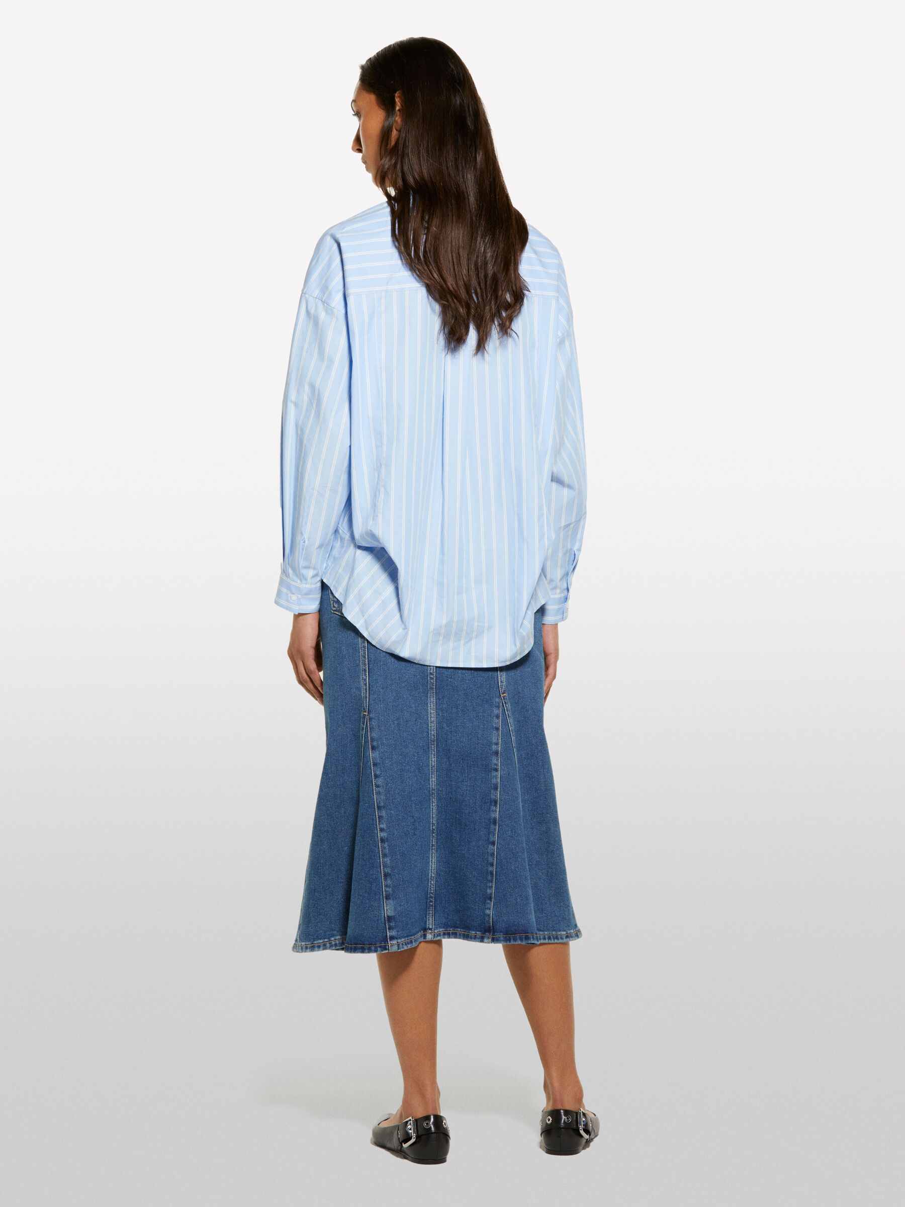 SKIRT &Gamma;&upsilon;&nu;&alpha;&iota;&kappa;&epsilon;ί&alpha; image number null