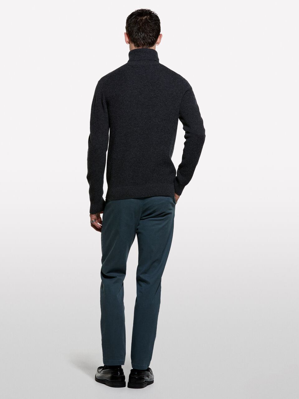 TURTLE NECK SWEATER &Alpha;&nu;&delta;&rho;&iota;&kappa;ά image number null