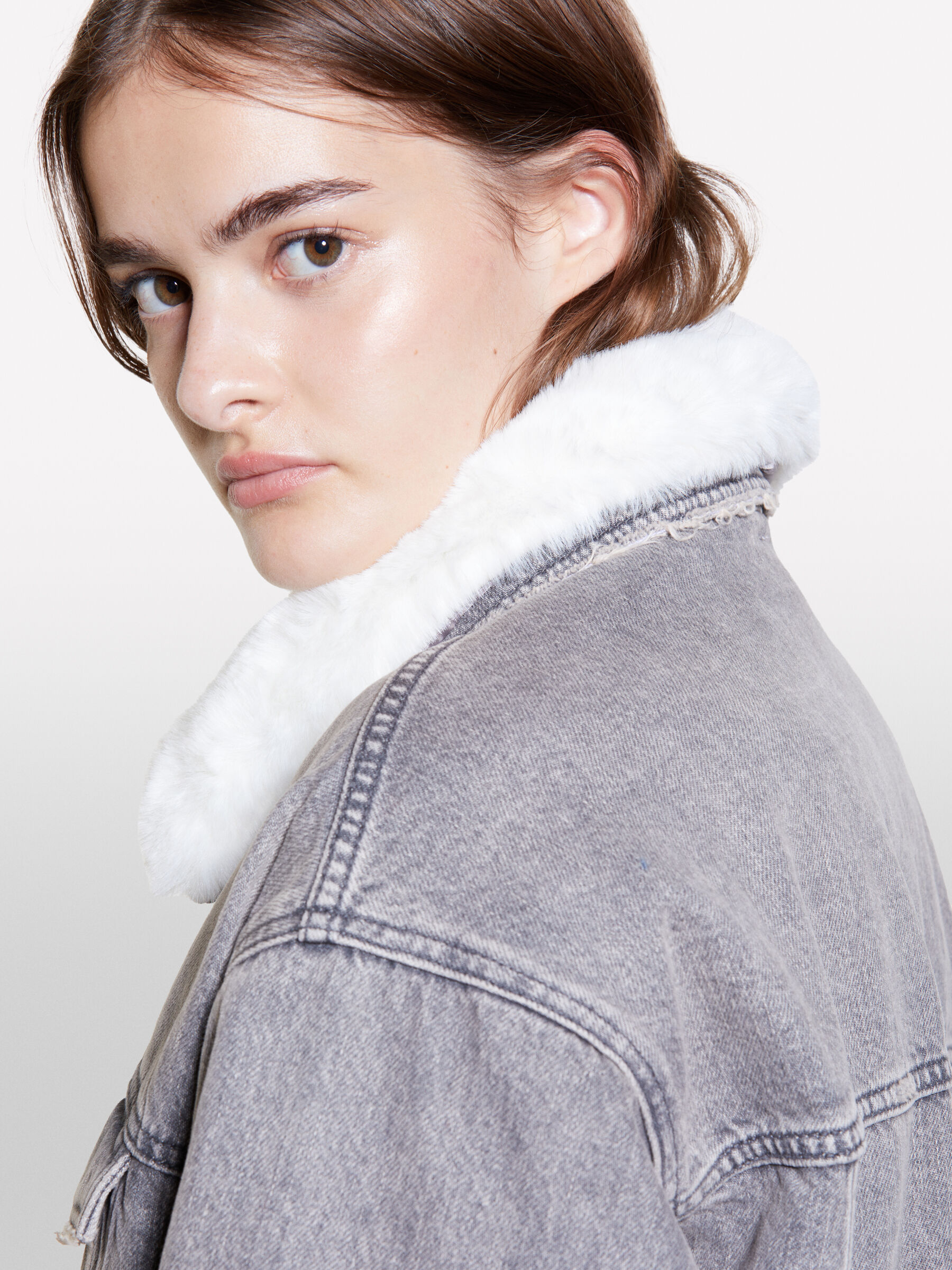 JACKET &Gamma;&upsilon;&nu;&alpha;&iota;&kappa;&epsilon;ί&alpha; image number null