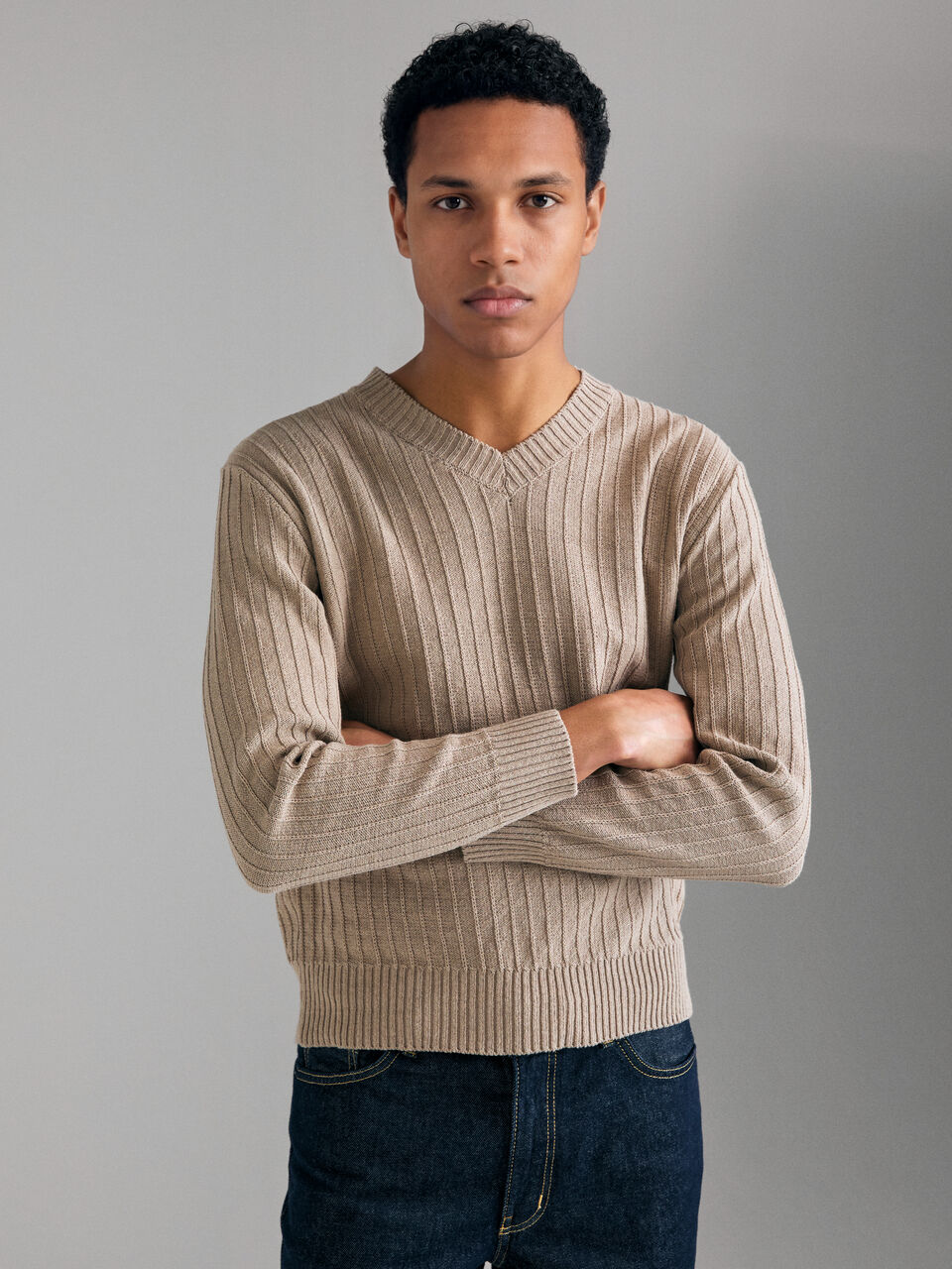 V NECK SWEATER L/S &Alpha;&nu;&delta;&rho;&iota;&kappa;ά image number null
