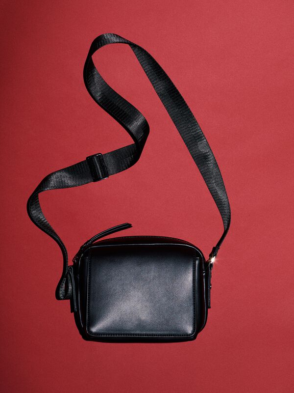 Camera bag μονόχρωμη - σακίδια και τσάντες ανδρικές | Sisley