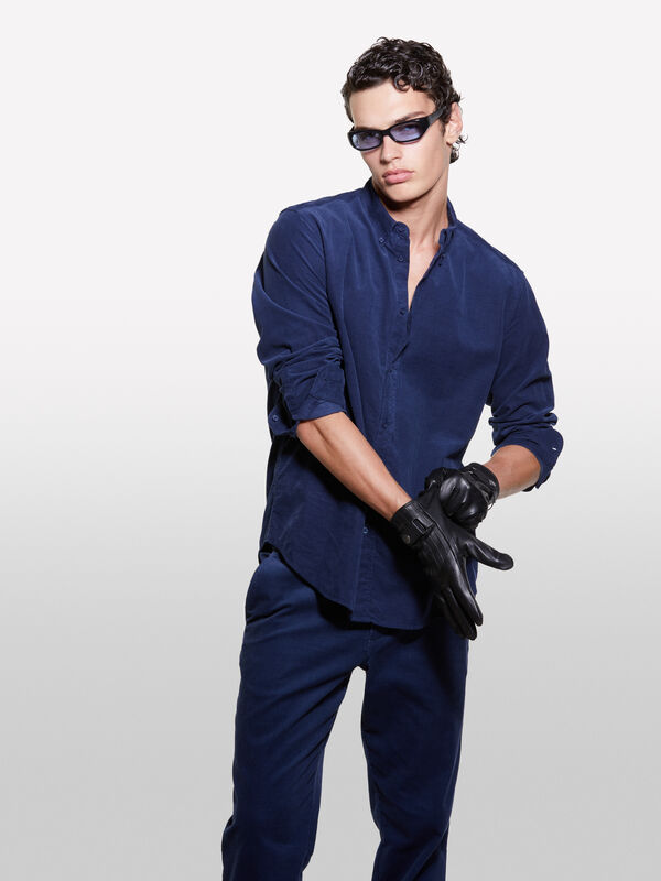 Πουκάμισο μπλε σκούρο από βελούδο με ριπ ύφανση - πουκάμισα regular ανδρικά | Sisley