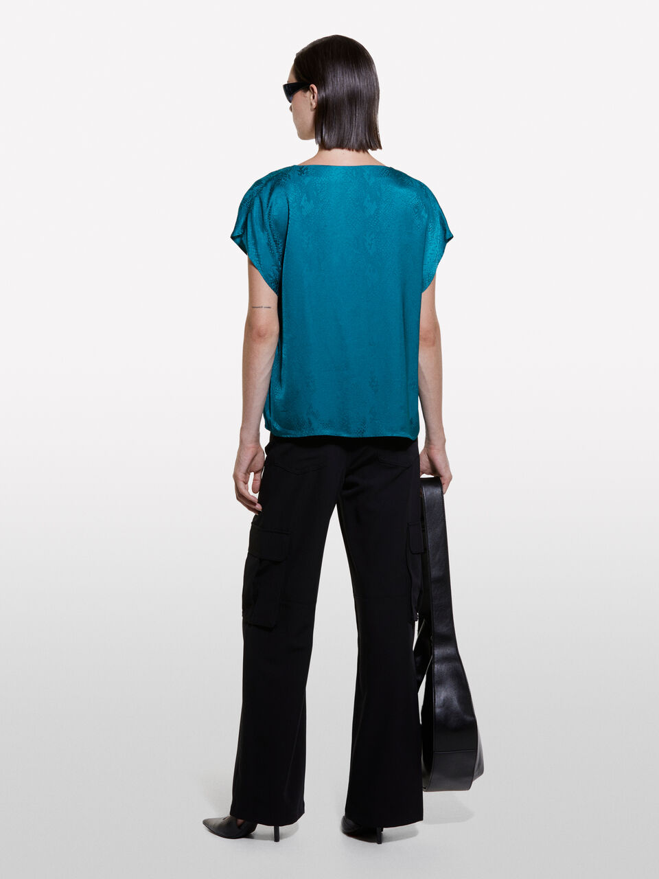 BLOUSE &Gamma;&upsilon;&nu;&alpha;&iota;&kappa;&epsilon;ί&alpha; image number null