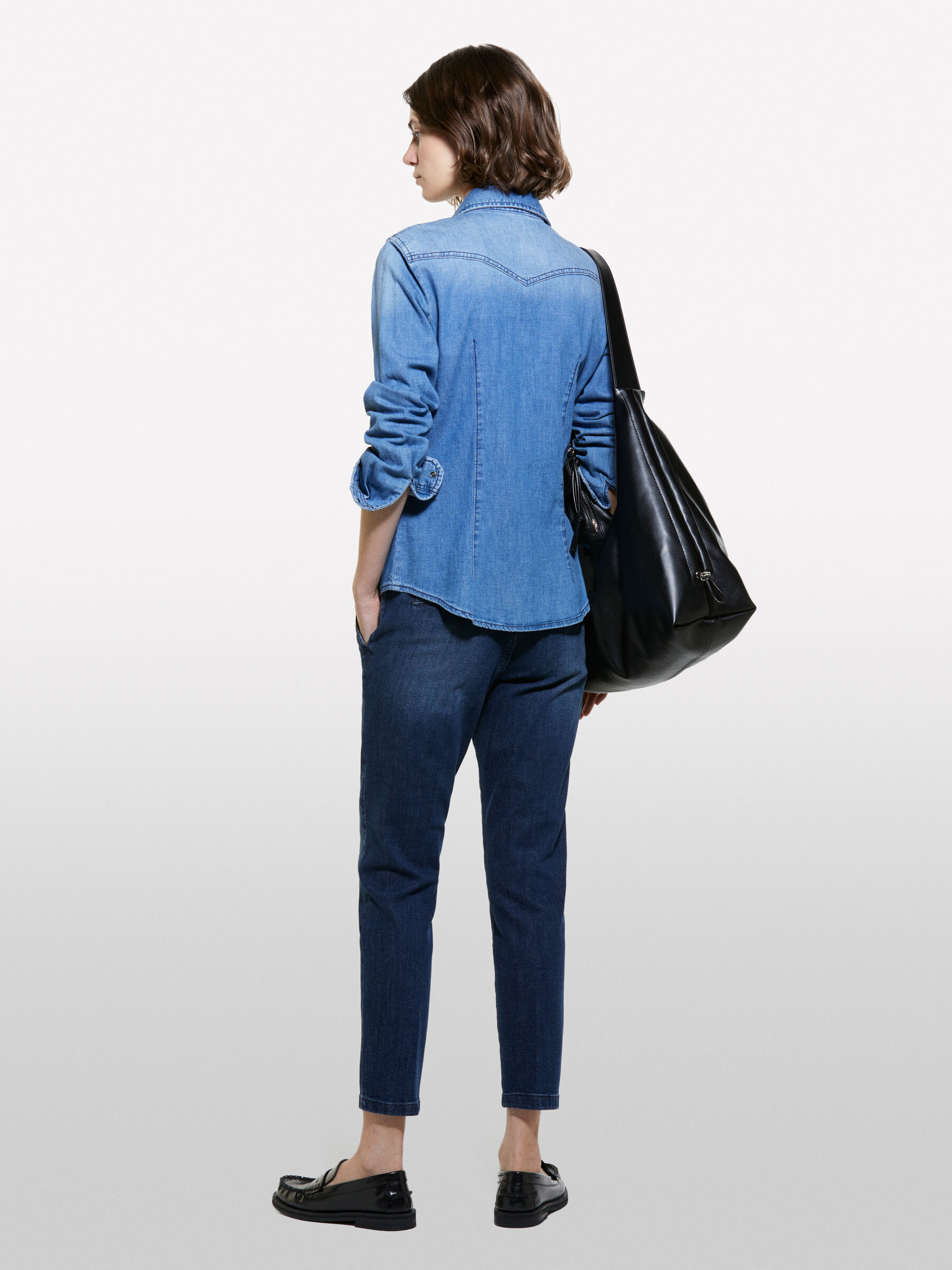 TROUSERS &Gamma;&upsilon;&nu;&alpha;&iota;&kappa;&epsilon;ί&alpha; image number null