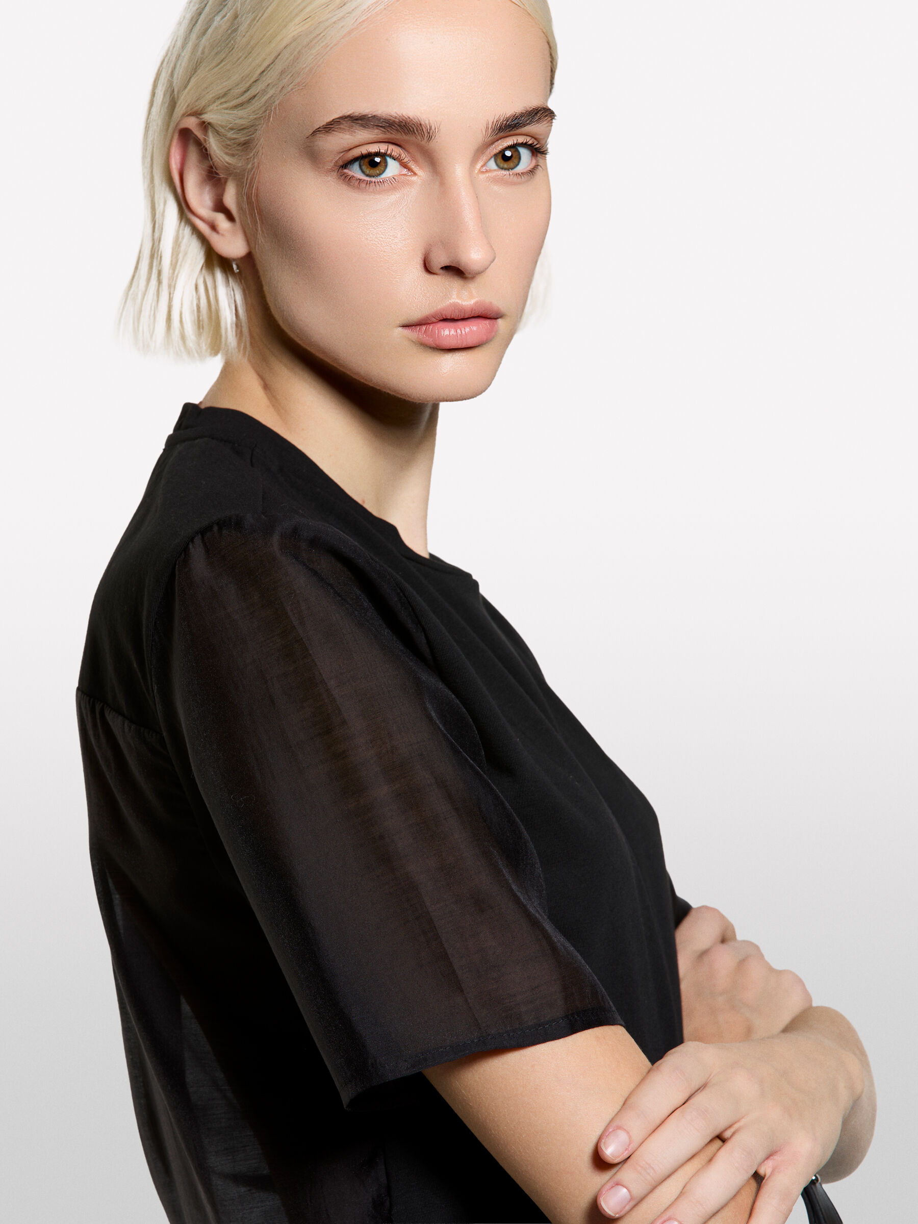 SWEATER &Gamma;&upsilon;&nu;&alpha;&iota;&kappa;&epsilon;ί&alpha; image number null