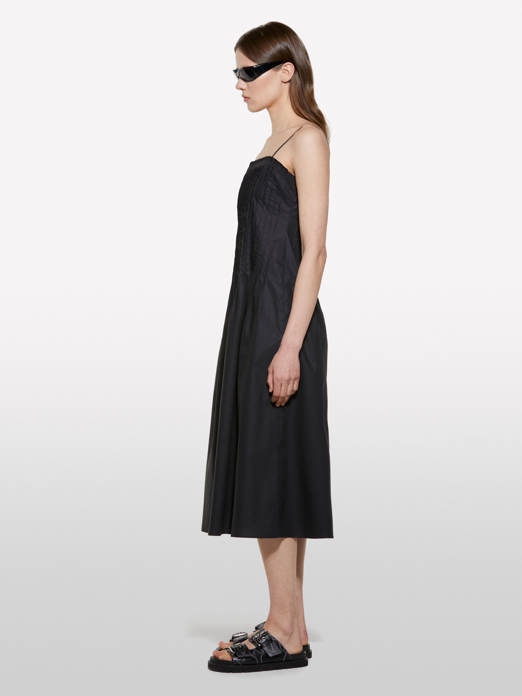 DRESS &Gamma;&upsilon;&nu;&alpha;&iota;&kappa;&epsilon;ί&alpha; image number null