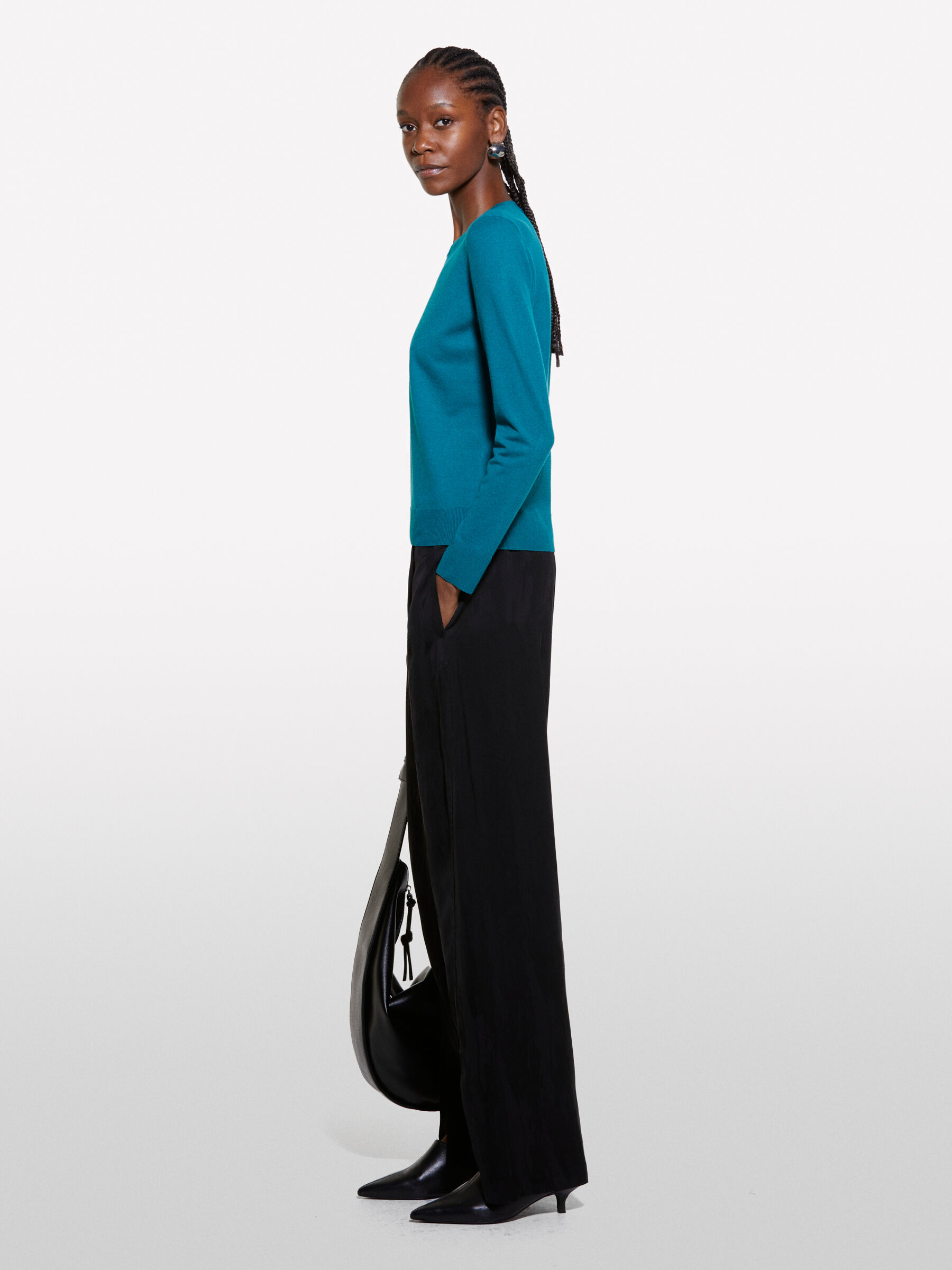 SWEATER L/S &Gamma;&upsilon;&nu;&alpha;&iota;&kappa;&epsilon;ί&alpha; image number null