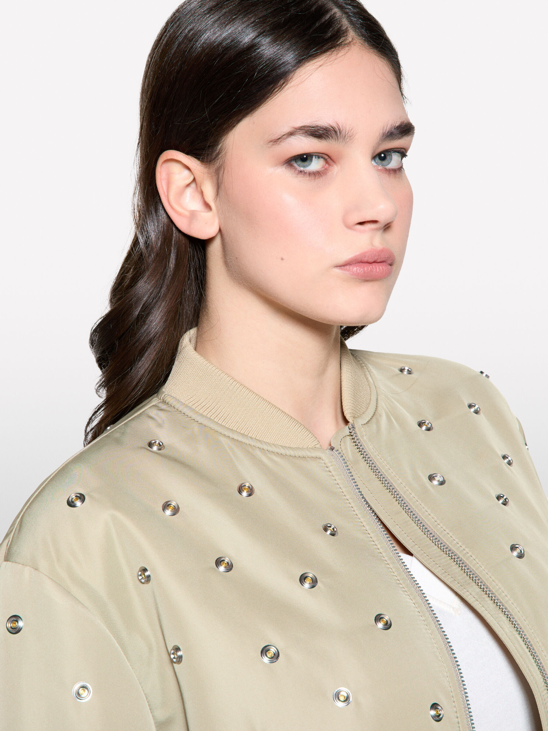 JACKET &Gamma;&upsilon;&nu;&alpha;&iota;&kappa;&epsilon;ί&alpha; image number null