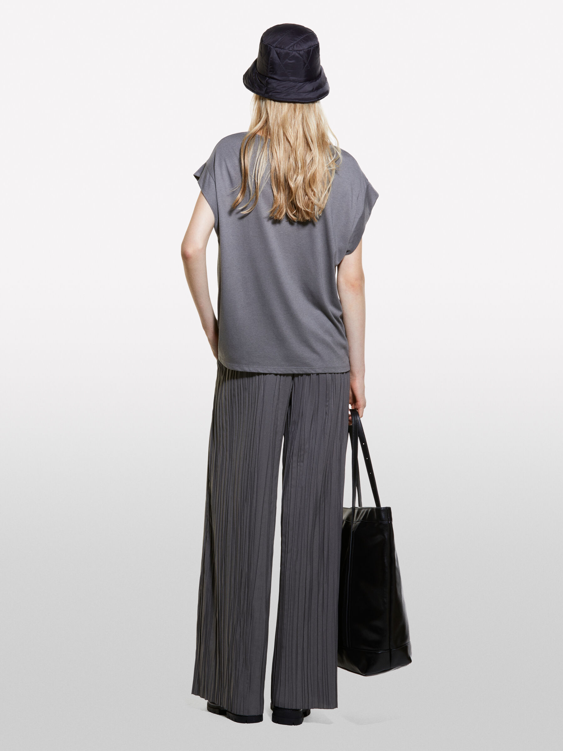 T-SHIRT &Gamma;&upsilon;&nu;&alpha;&iota;&kappa;&epsilon;ί&alpha; image number null