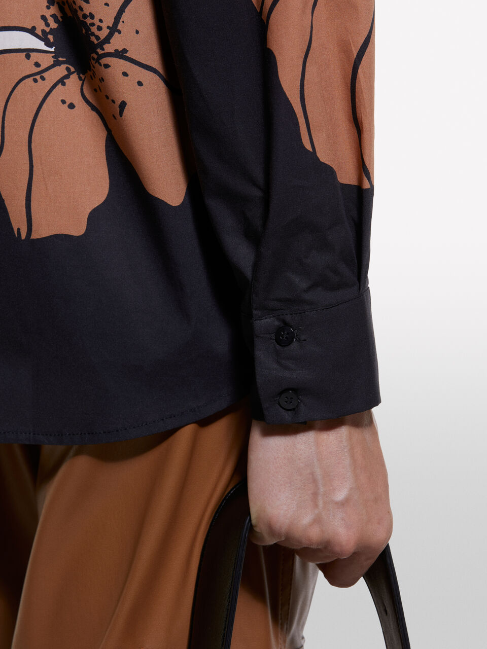 SHIRT &Gamma;&upsilon;&nu;&alpha;&iota;&kappa;&epsilon;ί&alpha; image number null