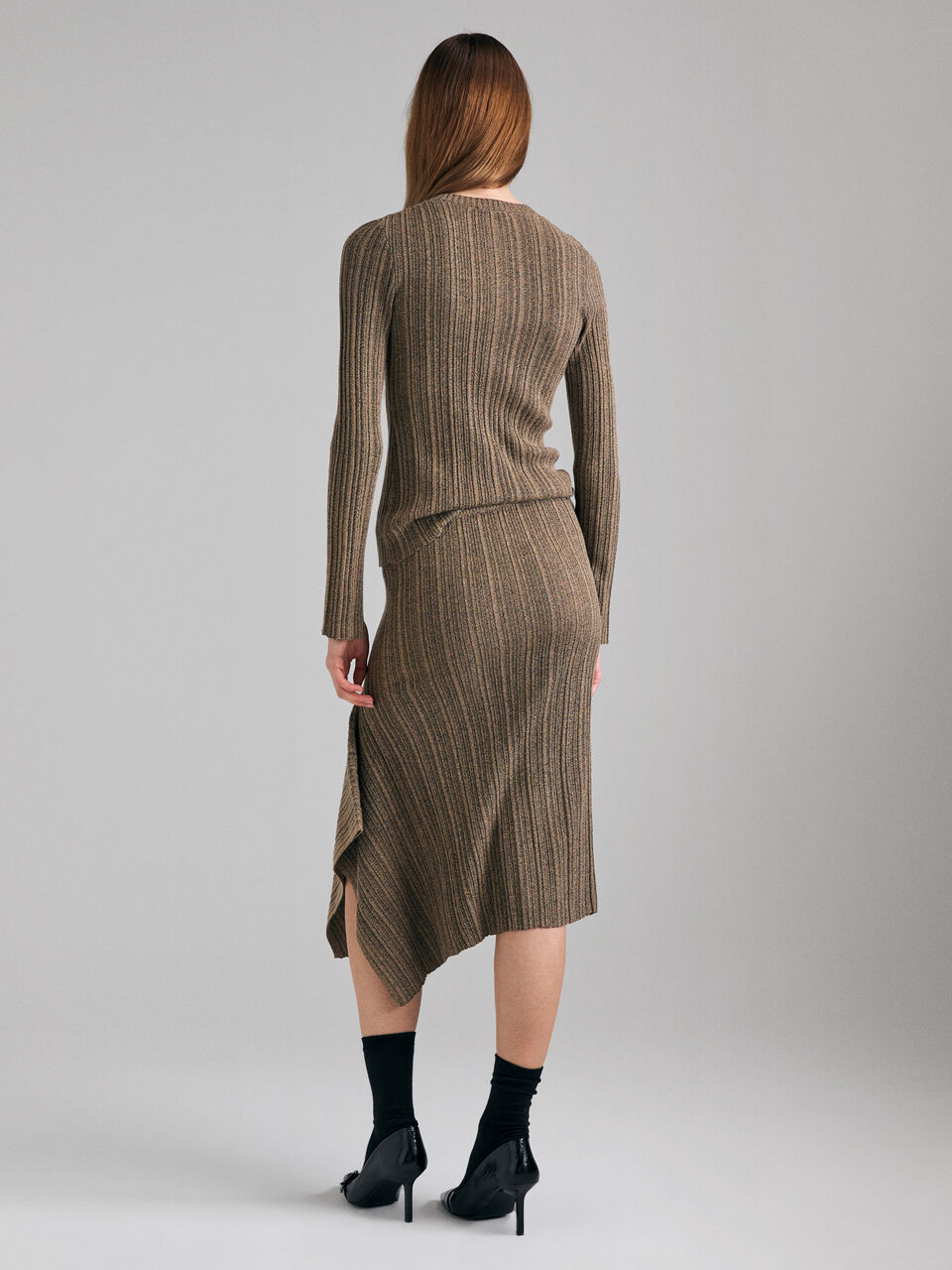 SKIRT &Gamma;&upsilon;&nu;&alpha;&iota;&kappa;&epsilon;ί&alpha; image number null