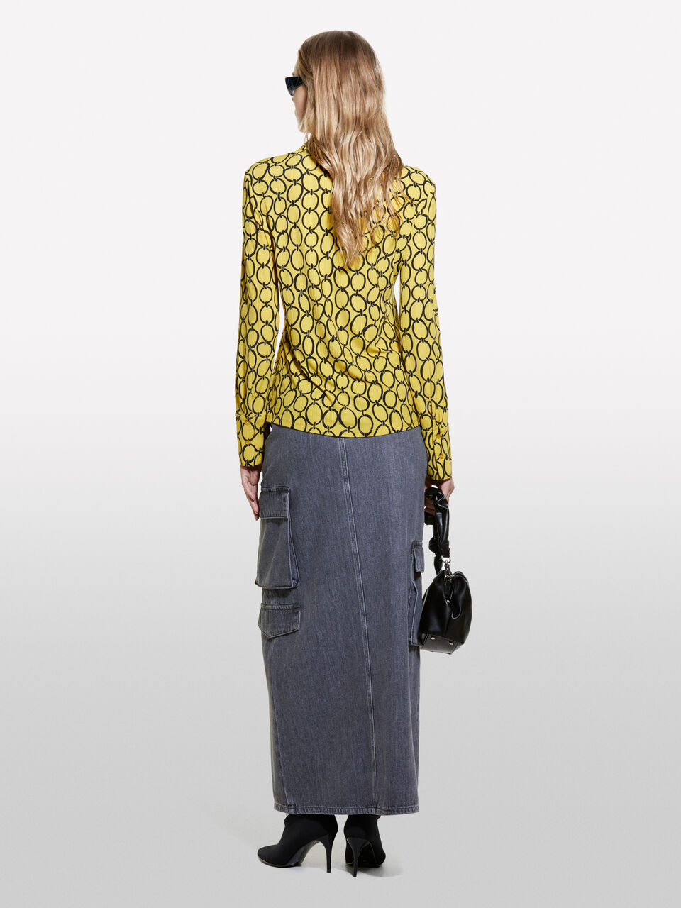 SHIRT &Gamma;&upsilon;&nu;&alpha;&iota;&kappa;&epsilon;ί&alpha; image number null