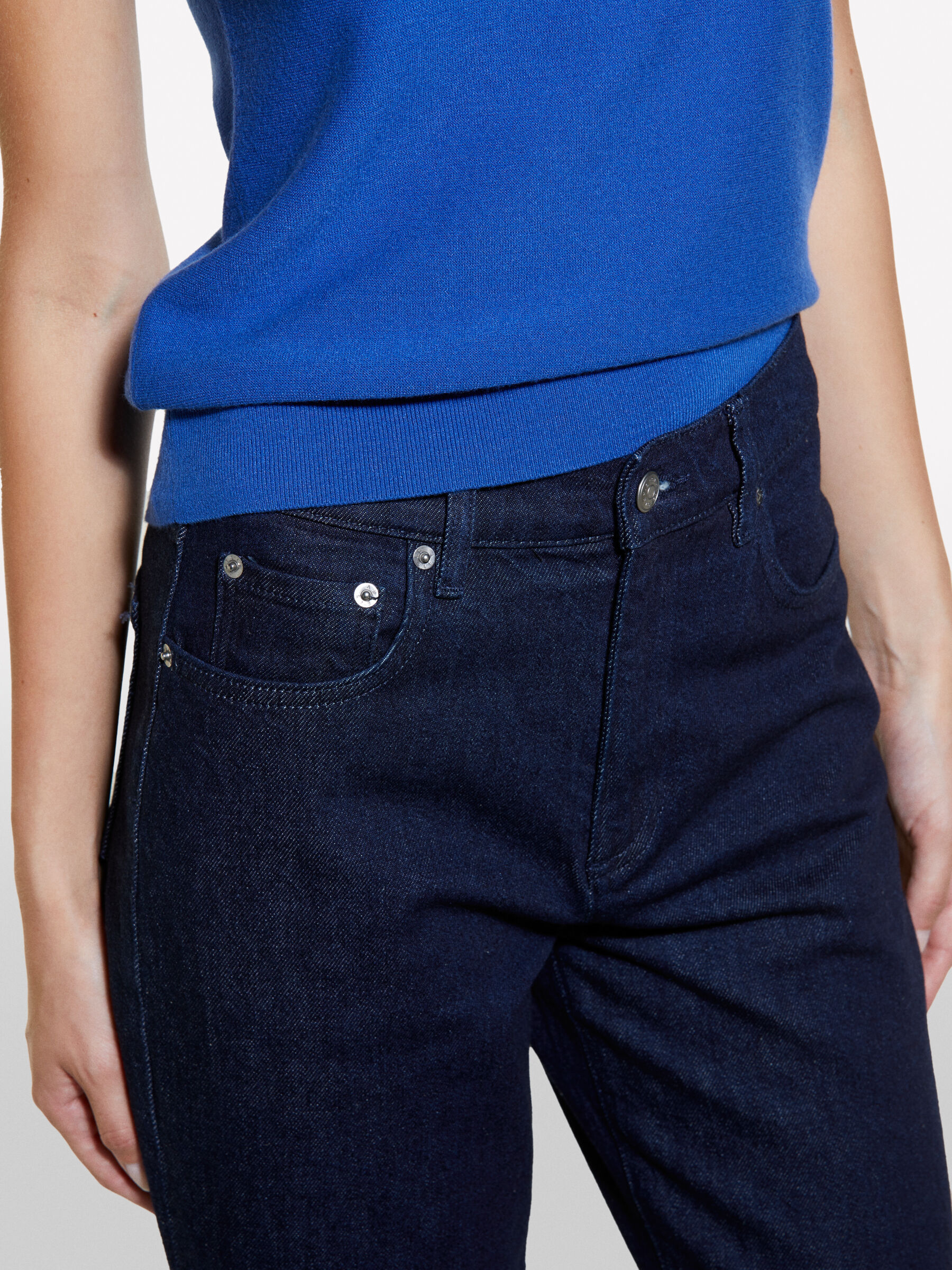 TROUSERS &Gamma;&upsilon;&nu;&alpha;&iota;&kappa;&epsilon;ί&alpha; image number null