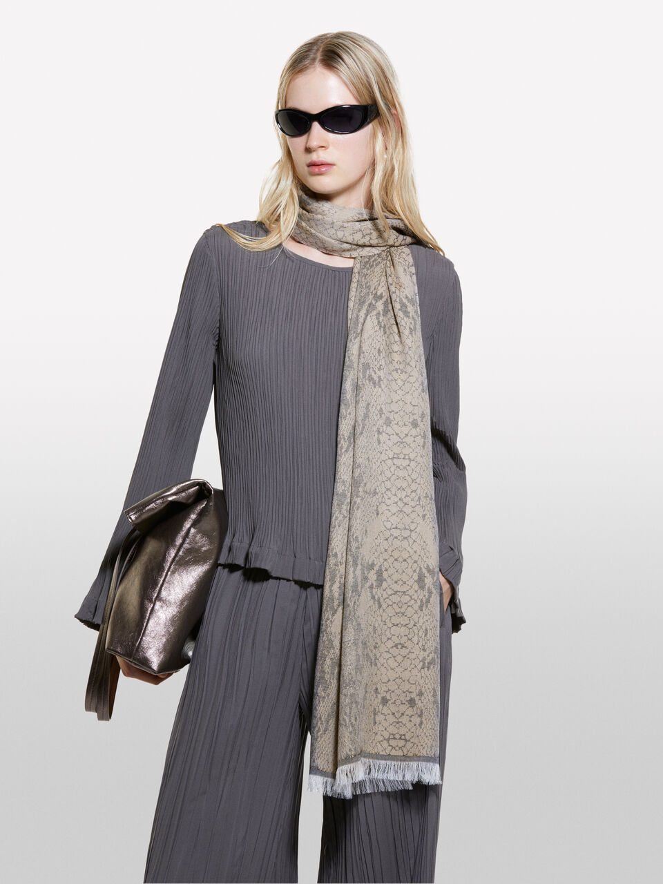 SCARF &Gamma;&upsilon;&nu;&alpha;&iota;&kappa;&epsilon;ί&alpha; image number null