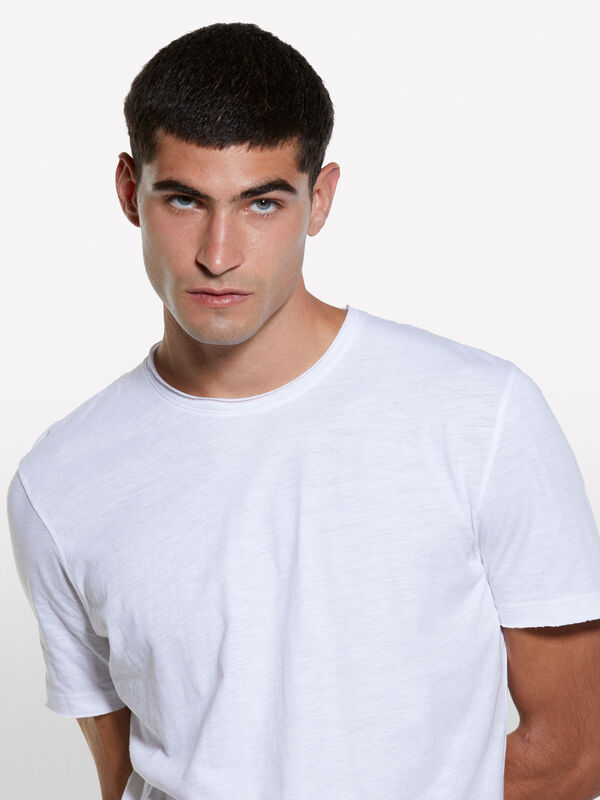 Μπλούζα κοντομάνικη λευκή slim fit - μπλουζάκια κοντομάνικα ανδρικά | Sisley