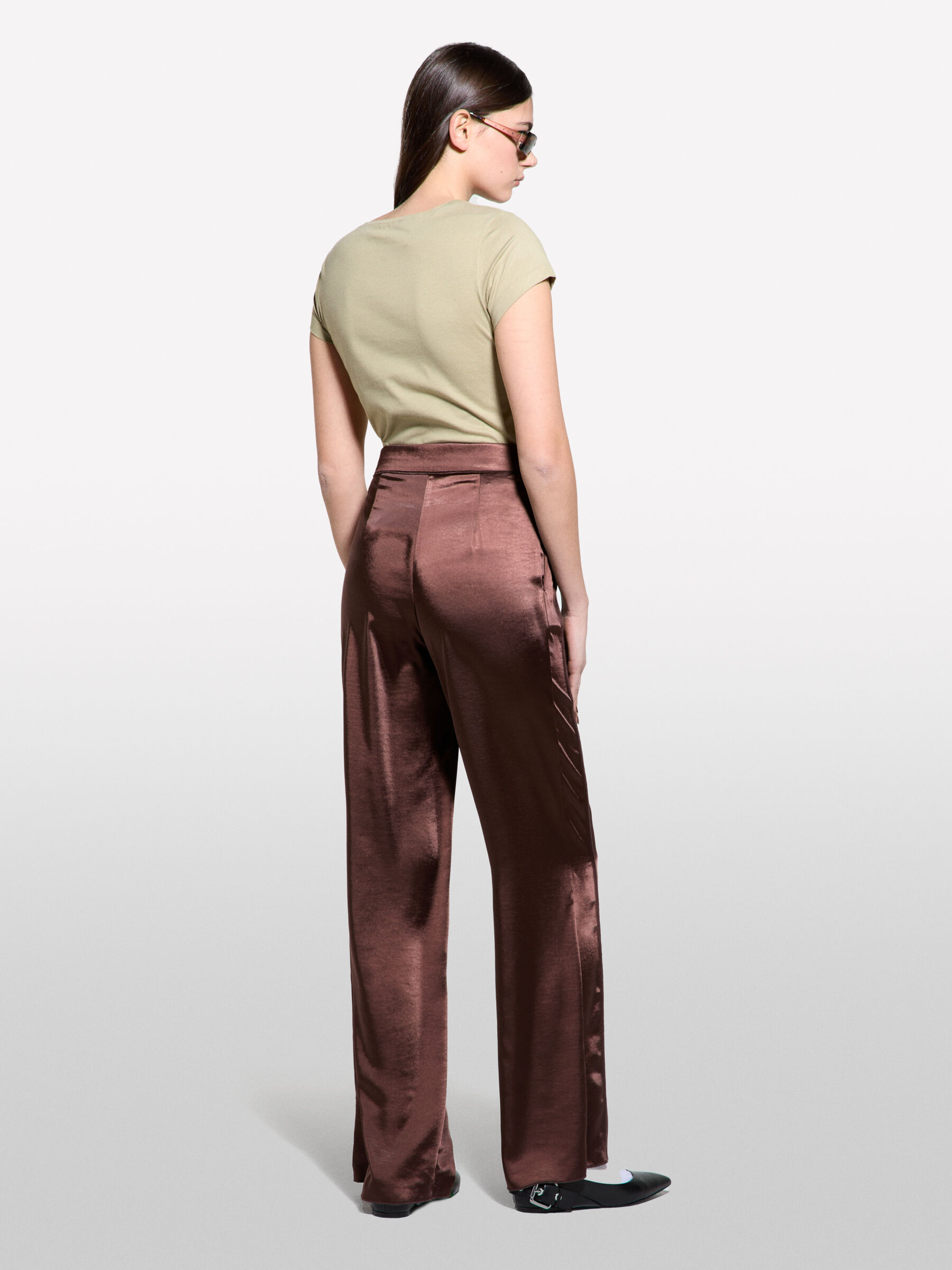 TROUSERS &Gamma;&upsilon;&nu;&alpha;&iota;&kappa;&epsilon;ί&alpha; image number null
