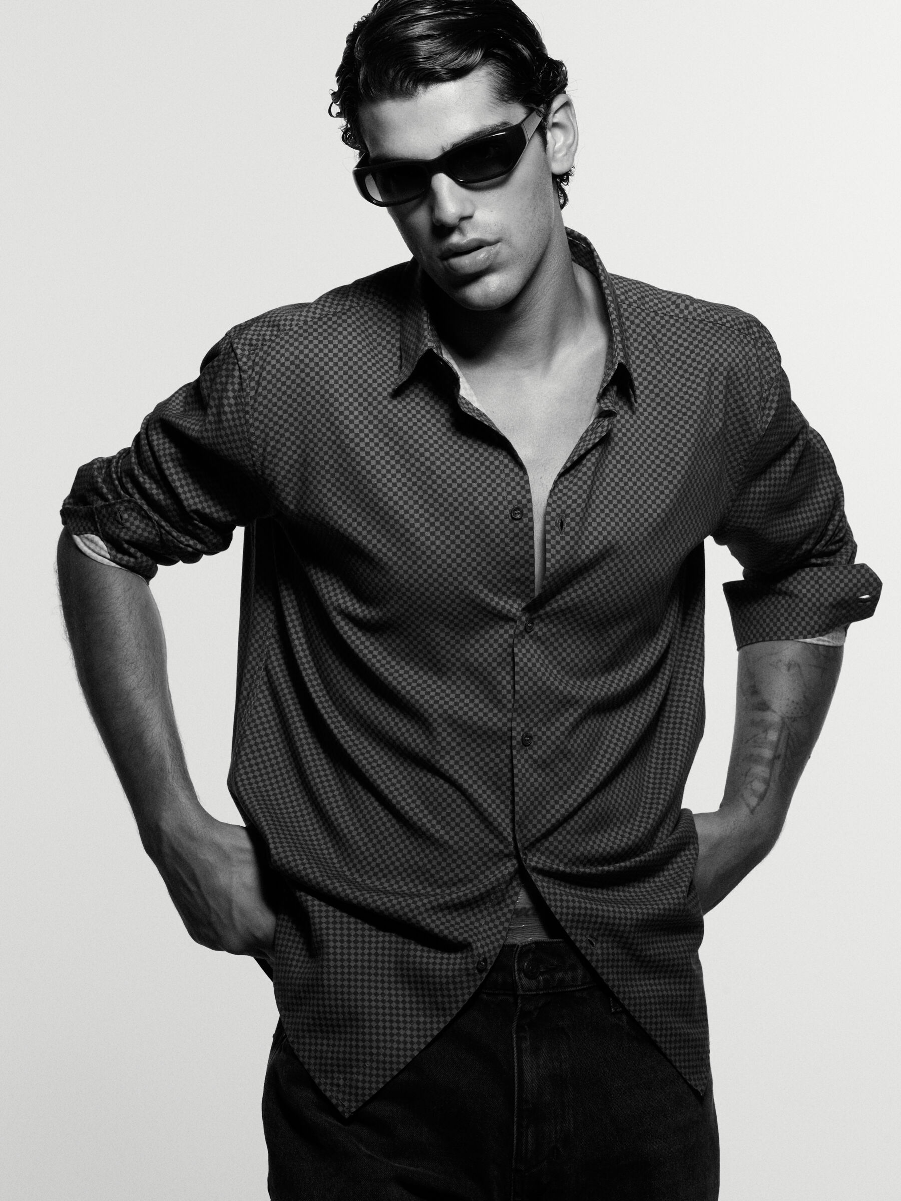 SHIRT &Alpha;&nu;&delta;&rho;&iota;&kappa;ά image number null